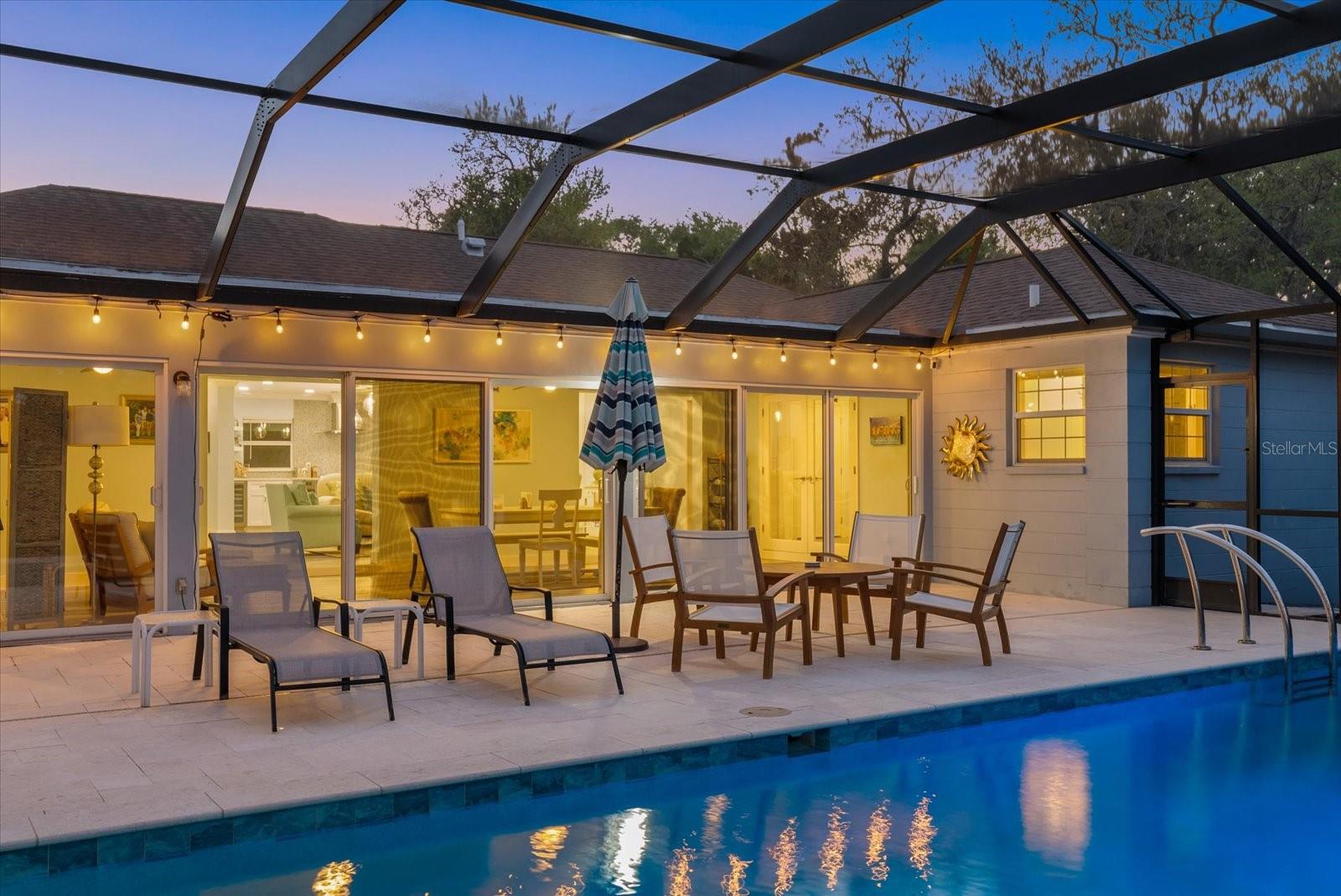 SIESTA BEACH - Residential