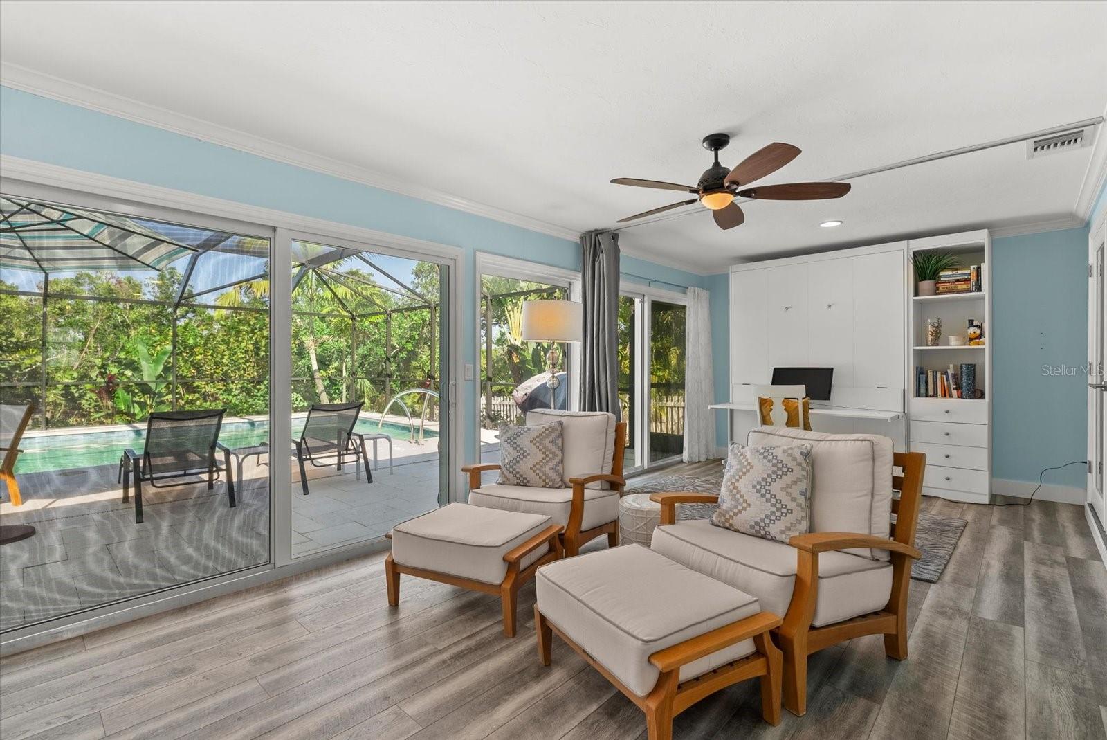 SIESTA BEACH - Residential