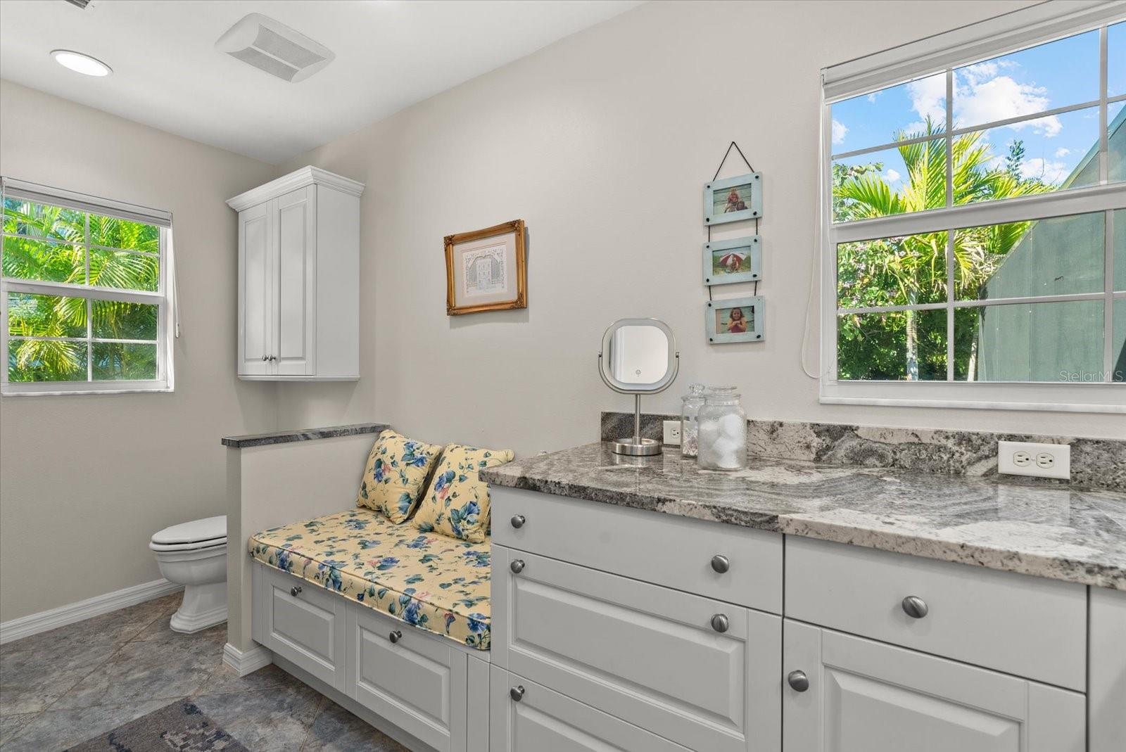 SIESTA BEACH - Residential