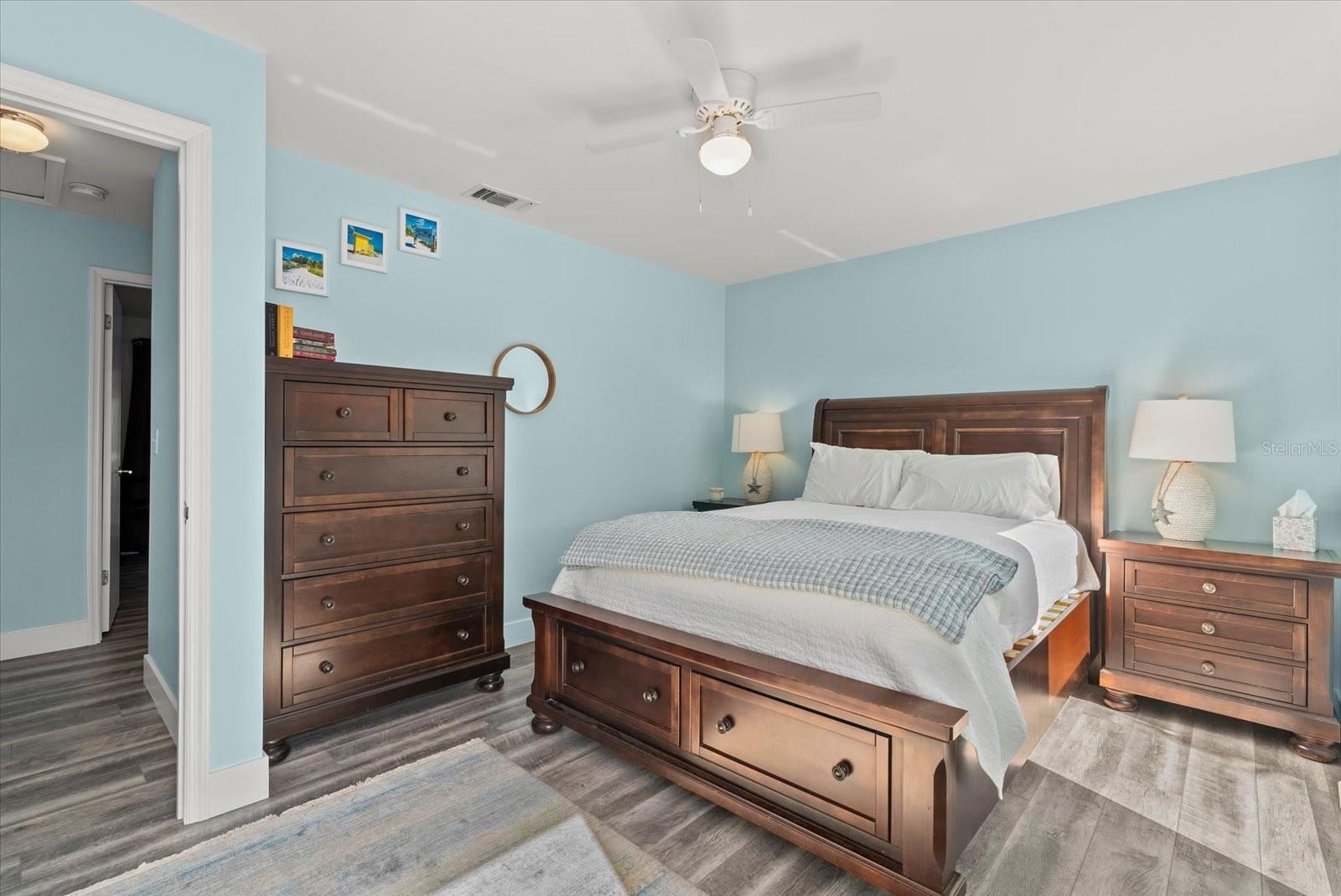 SIESTA BEACH - Residential