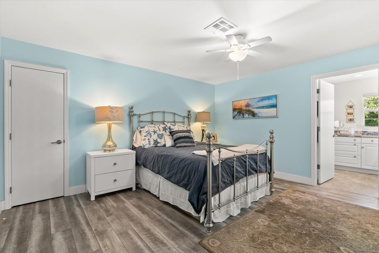 SIESTA BEACH - Residential