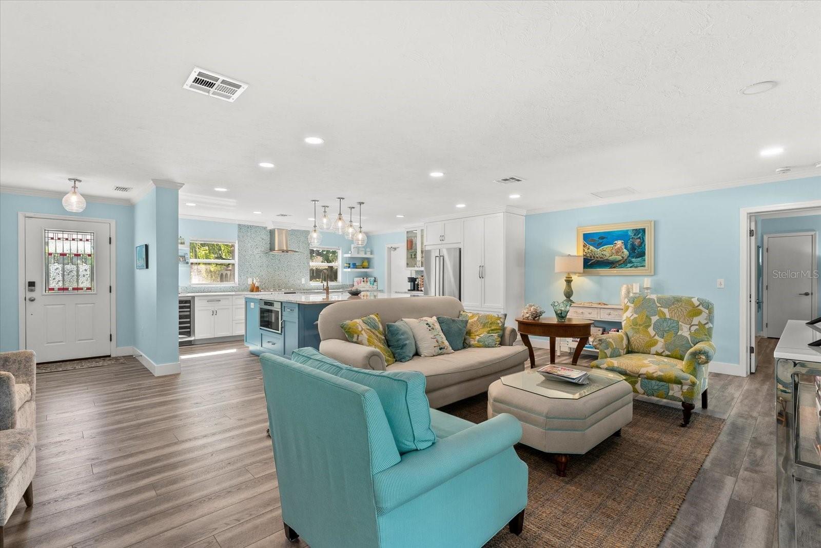 SIESTA BEACH - Residential