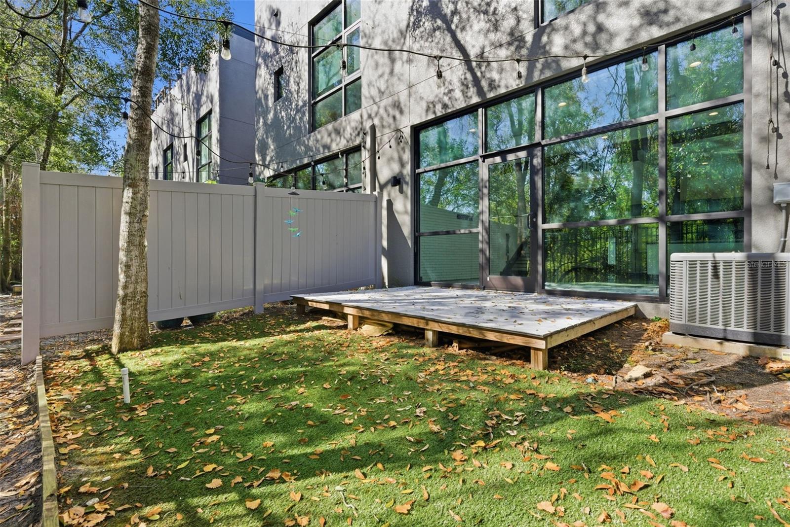 CARROLLWOOD CROSSINGS 2 - Residential