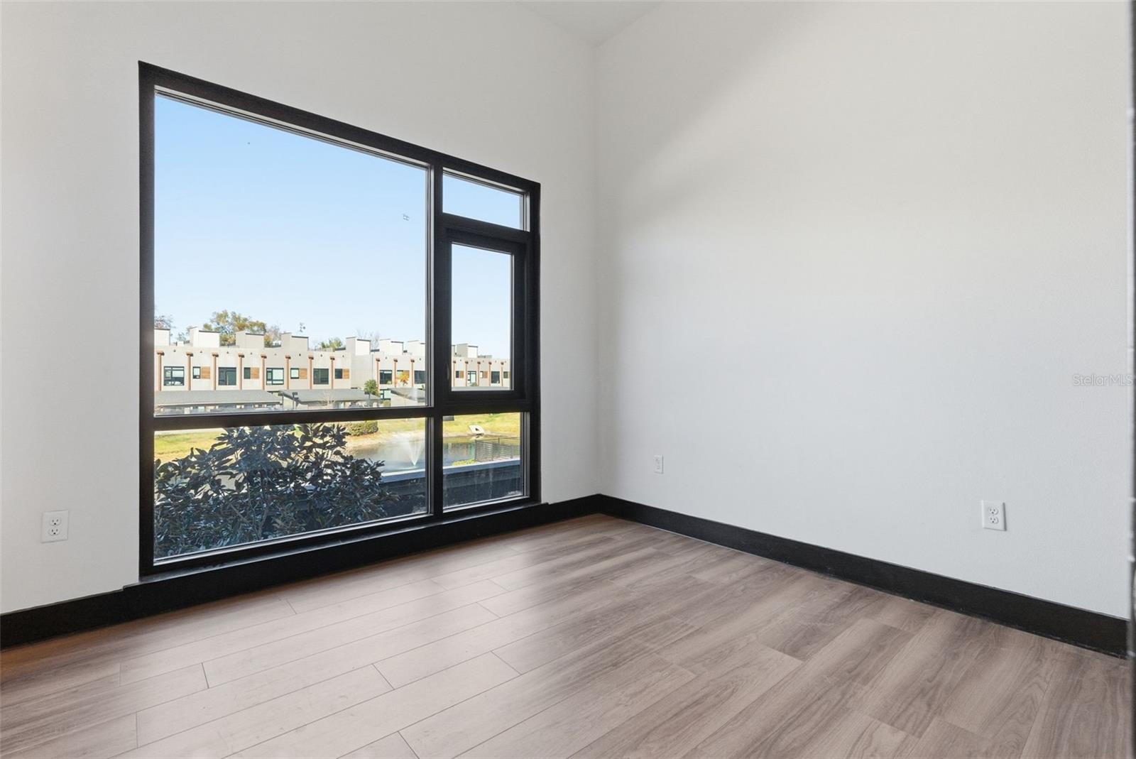 CARROLLWOOD CROSSINGS 2 - Residential