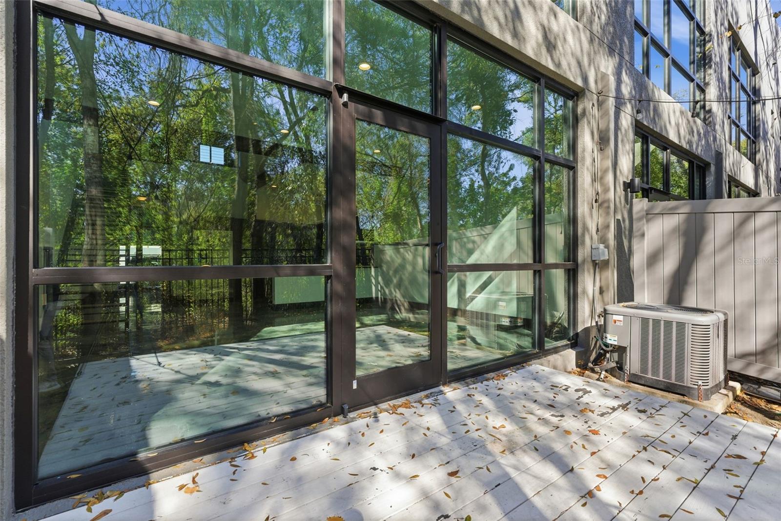 CARROLLWOOD CROSSINGS 2 - Residential