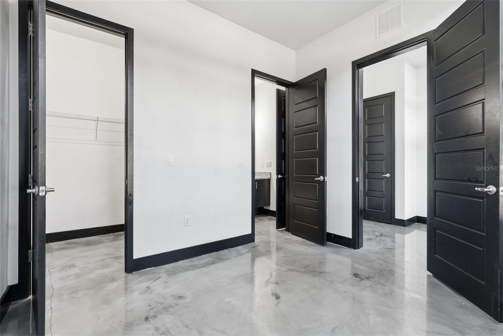 4132 GAUGE LINE LOOP