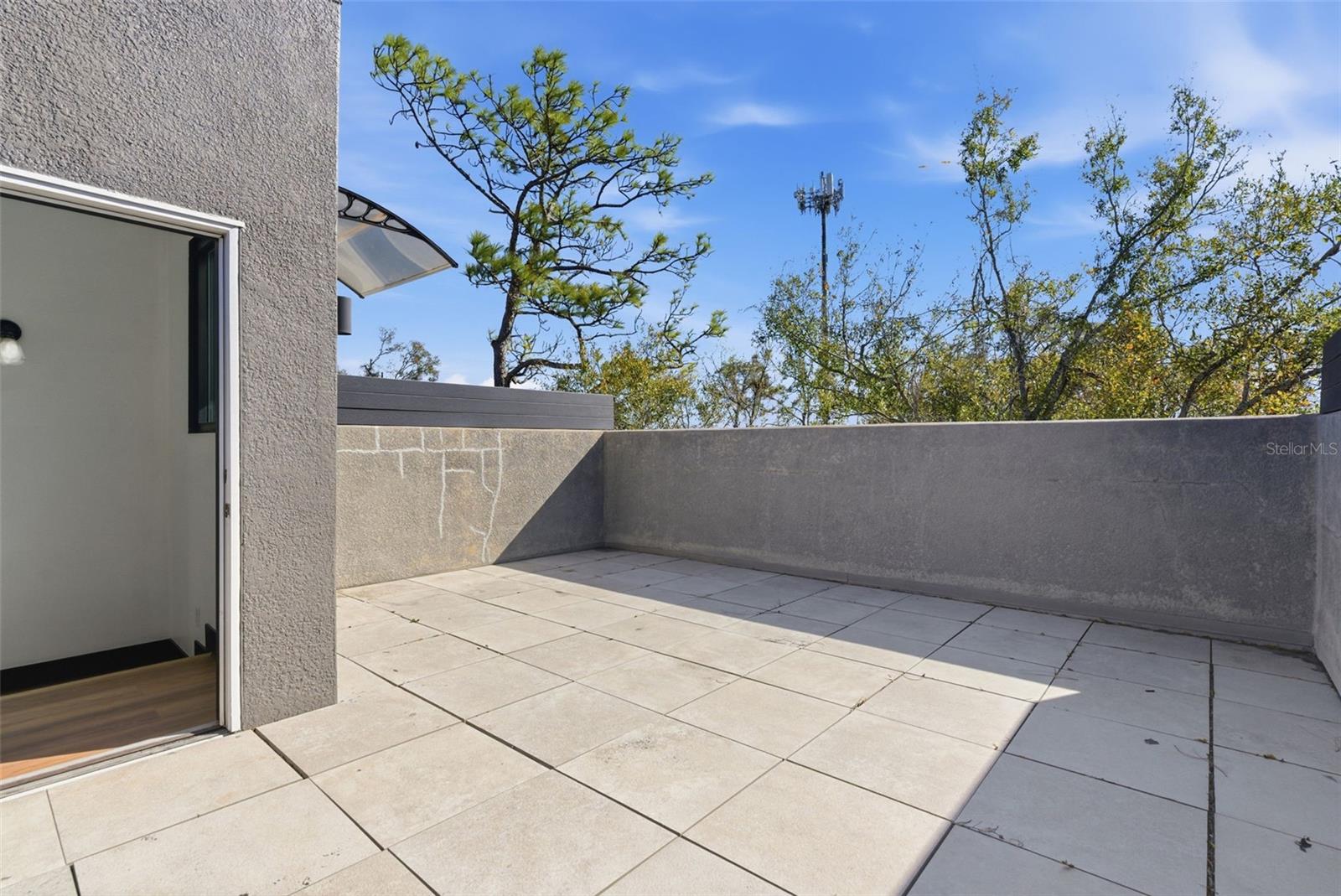 CARROLLWOOD CROSSINGS 2 - Residential