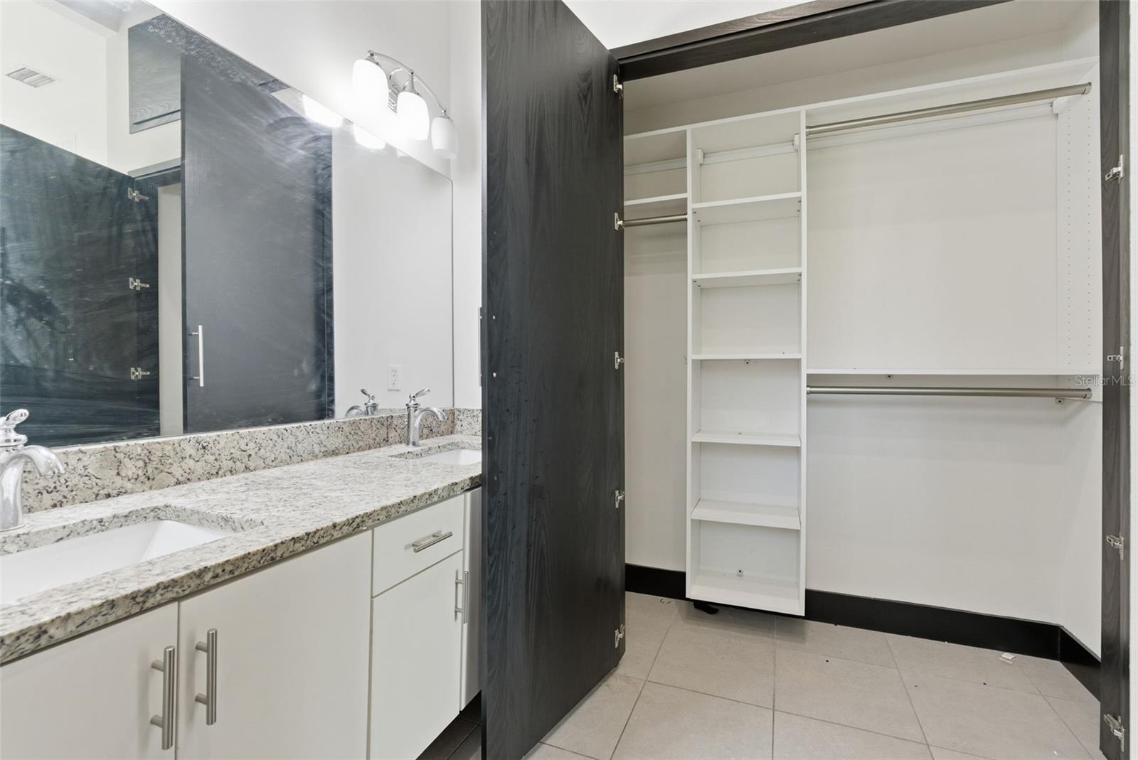 CARROLLWOOD CROSSINGS 2 - Residential