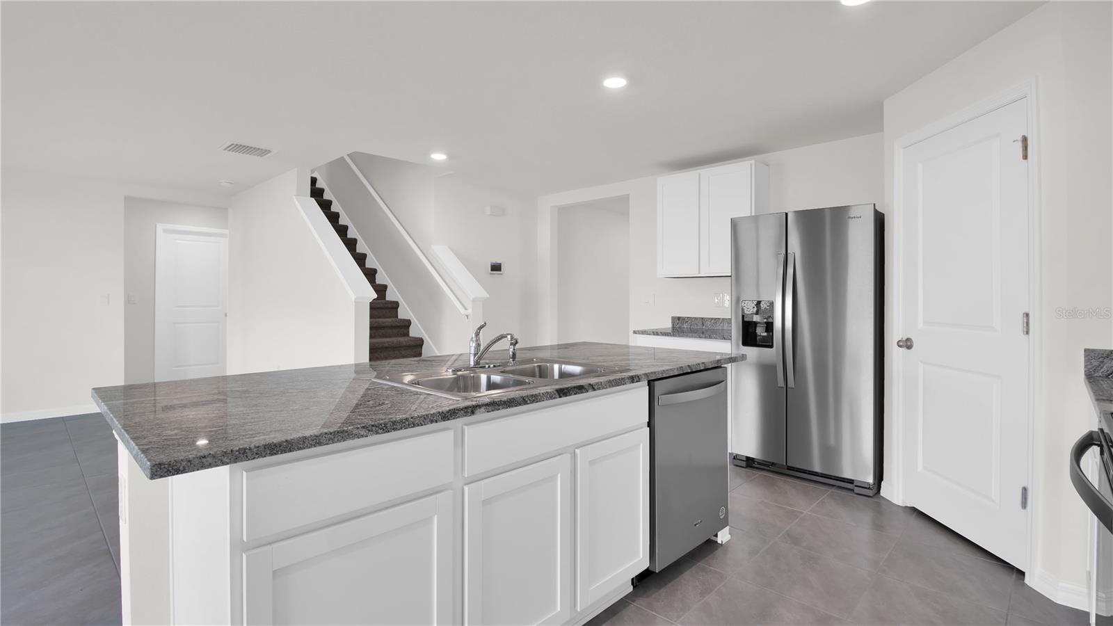 SERENO PH 8A - Residential Lease