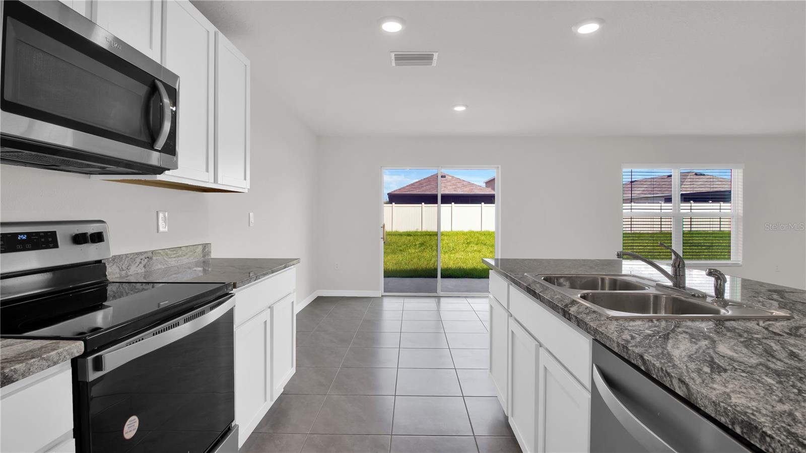 SERENO PH 8A - Residential Lease