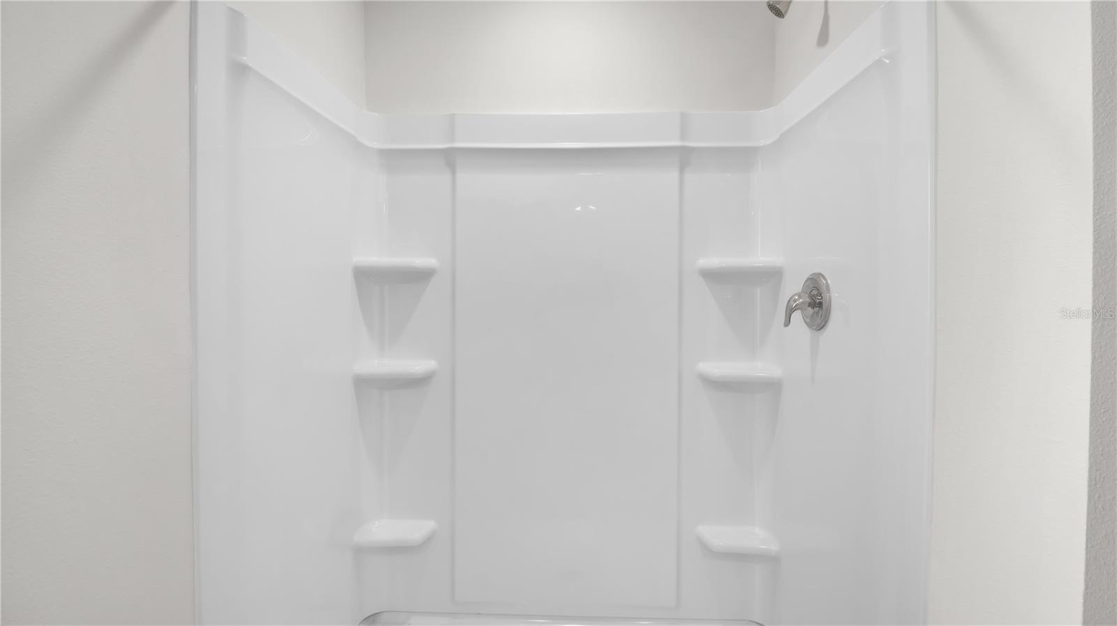 SERENO PH 8A - Residential Lease