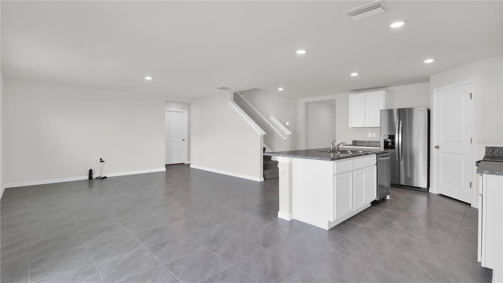 SERENO PH 8A - Residential Lease