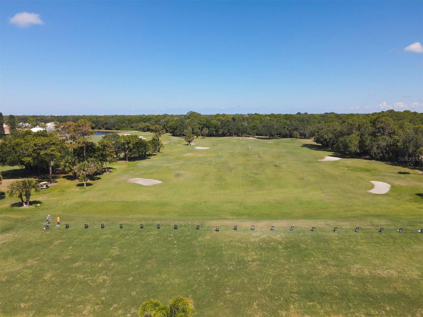 PELICAN POINTE GOLF & CNTRY CL - Residential
