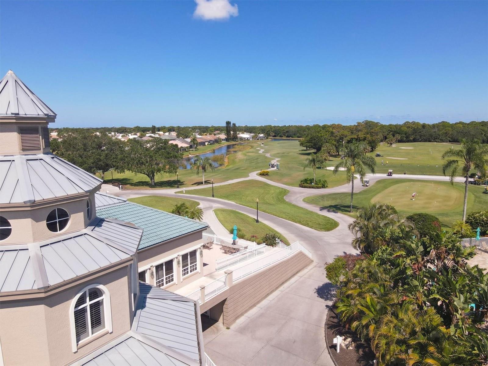 PELICAN POINTE GOLF & CNTRY CL - Residential
