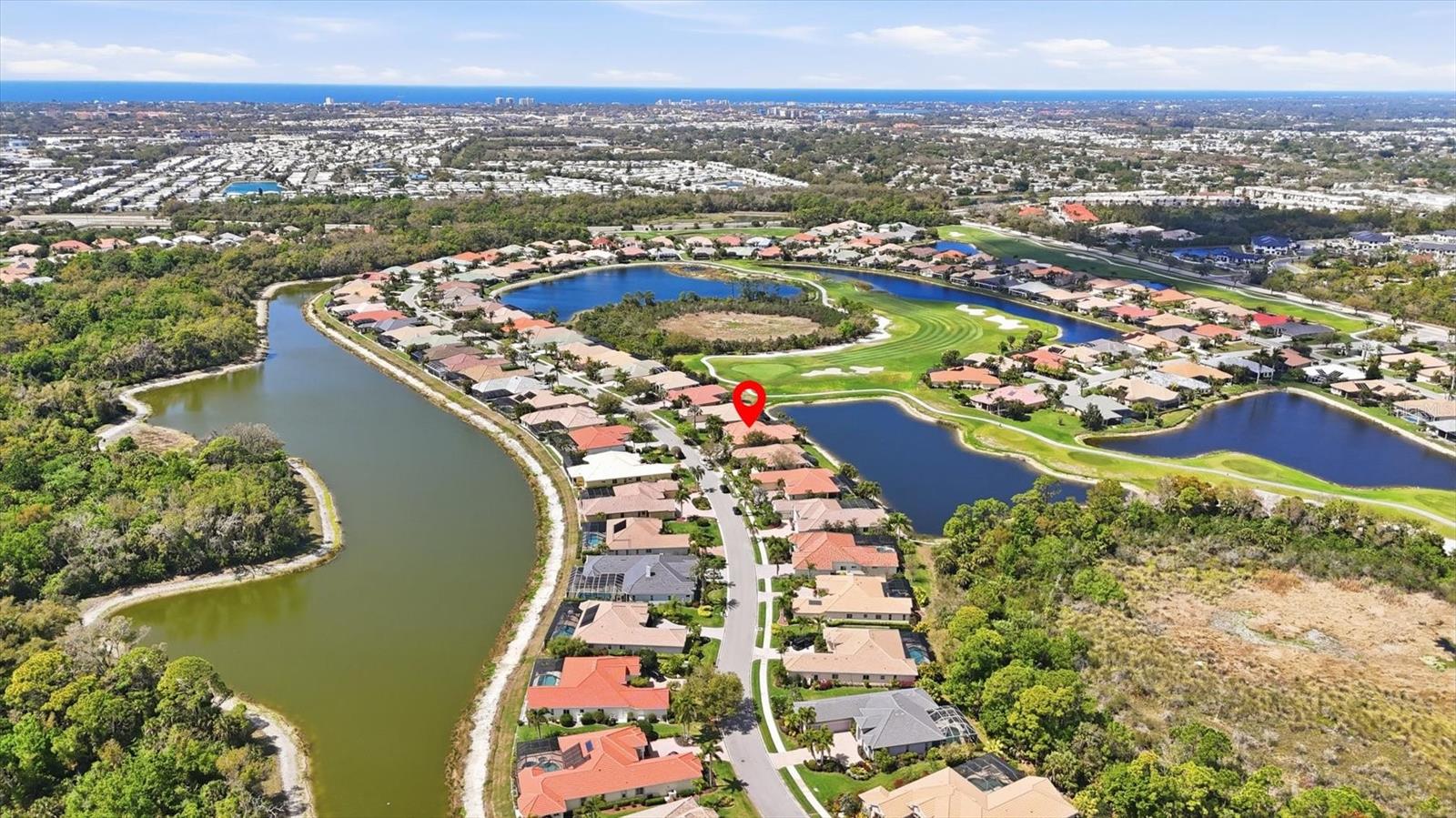 PELICAN POINTE GOLF & CNTRY CL - Residential