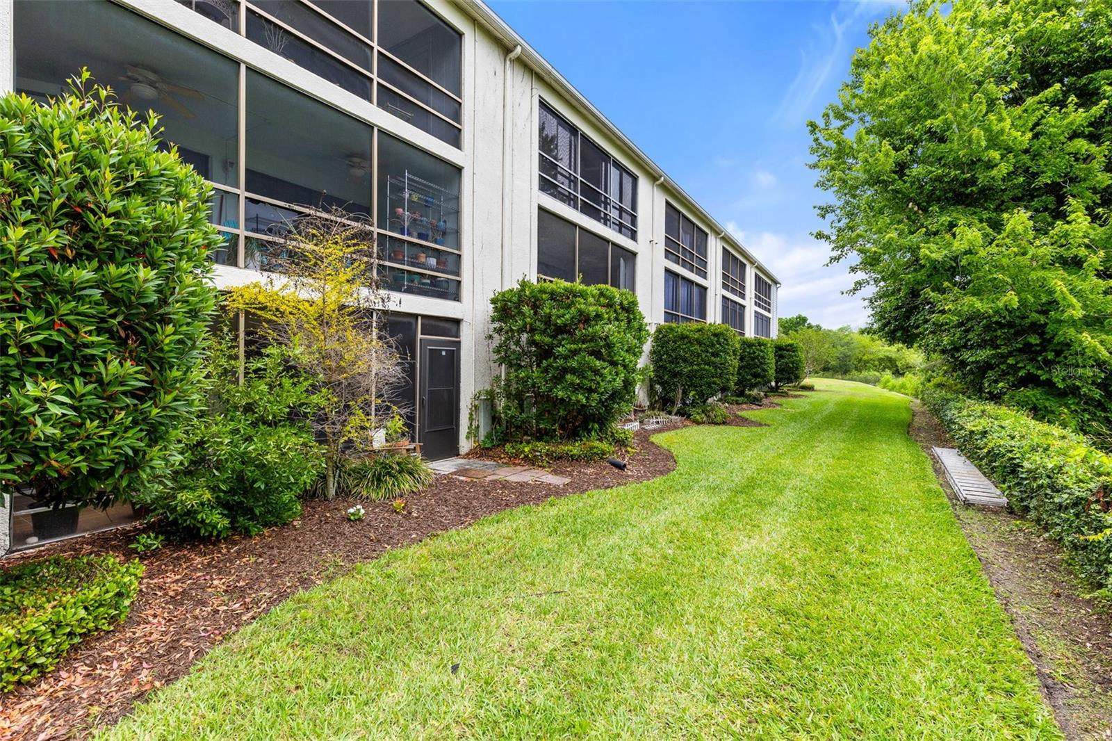 FAIRVIEW VISTA CONDO PH 03 - Residential