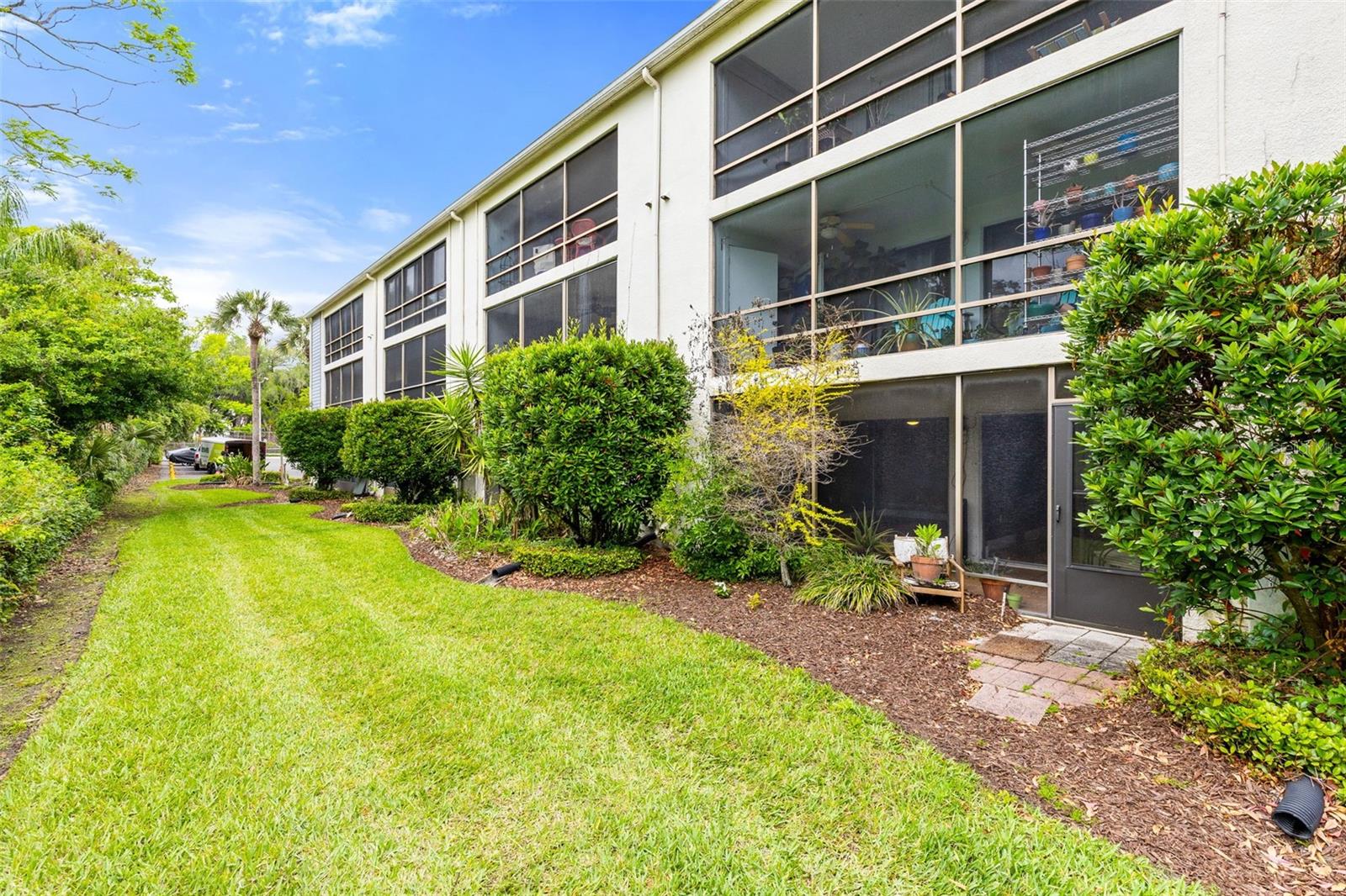 FAIRVIEW VISTA CONDO PH 03 - Residential