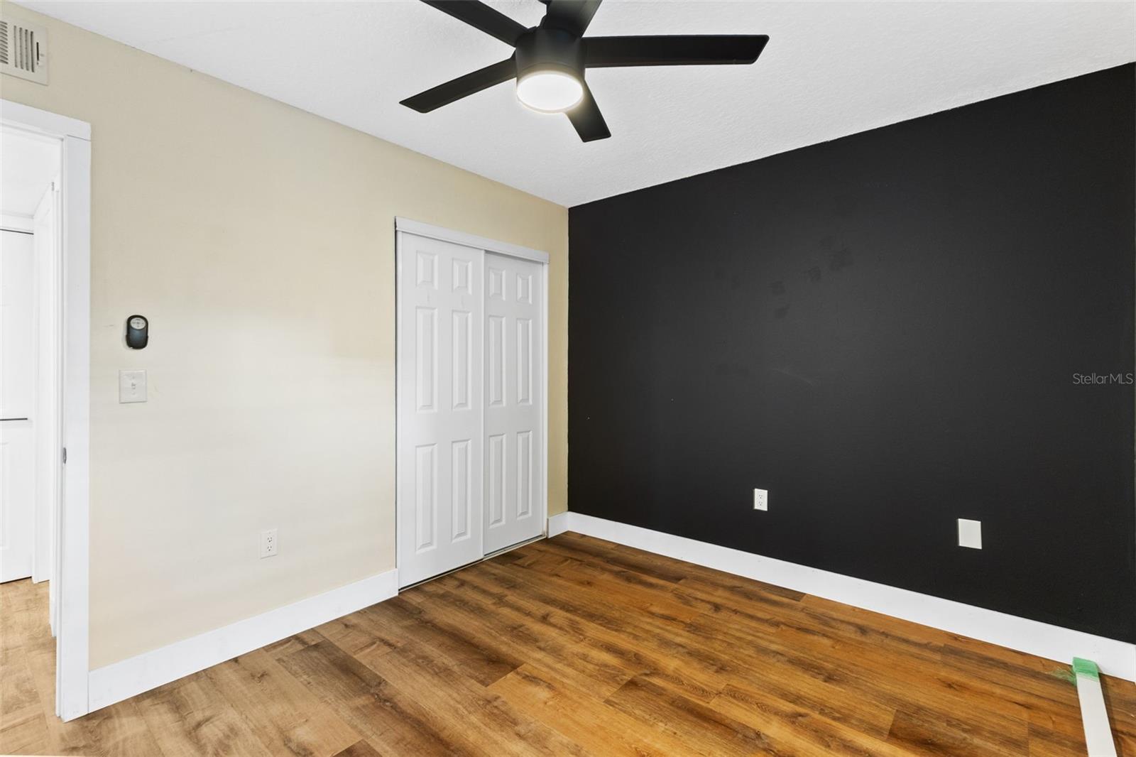 FAIRVIEW VISTA CONDO PH 03 - Residential