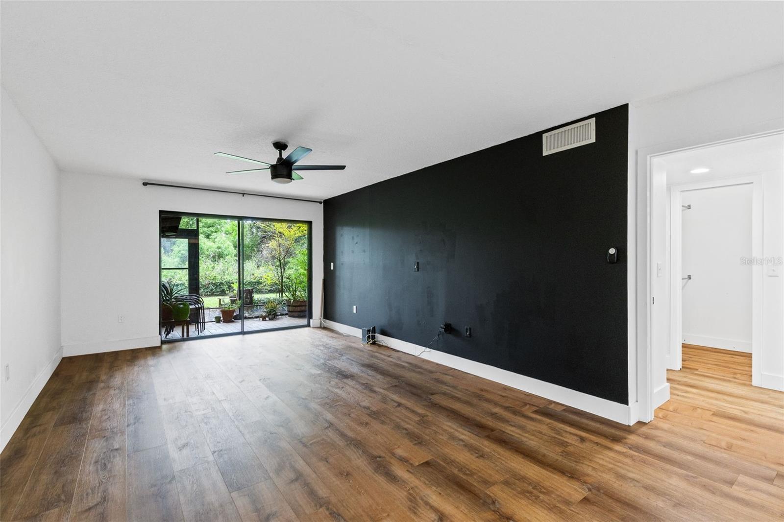 FAIRVIEW VISTA CONDO PH 03 - Residential