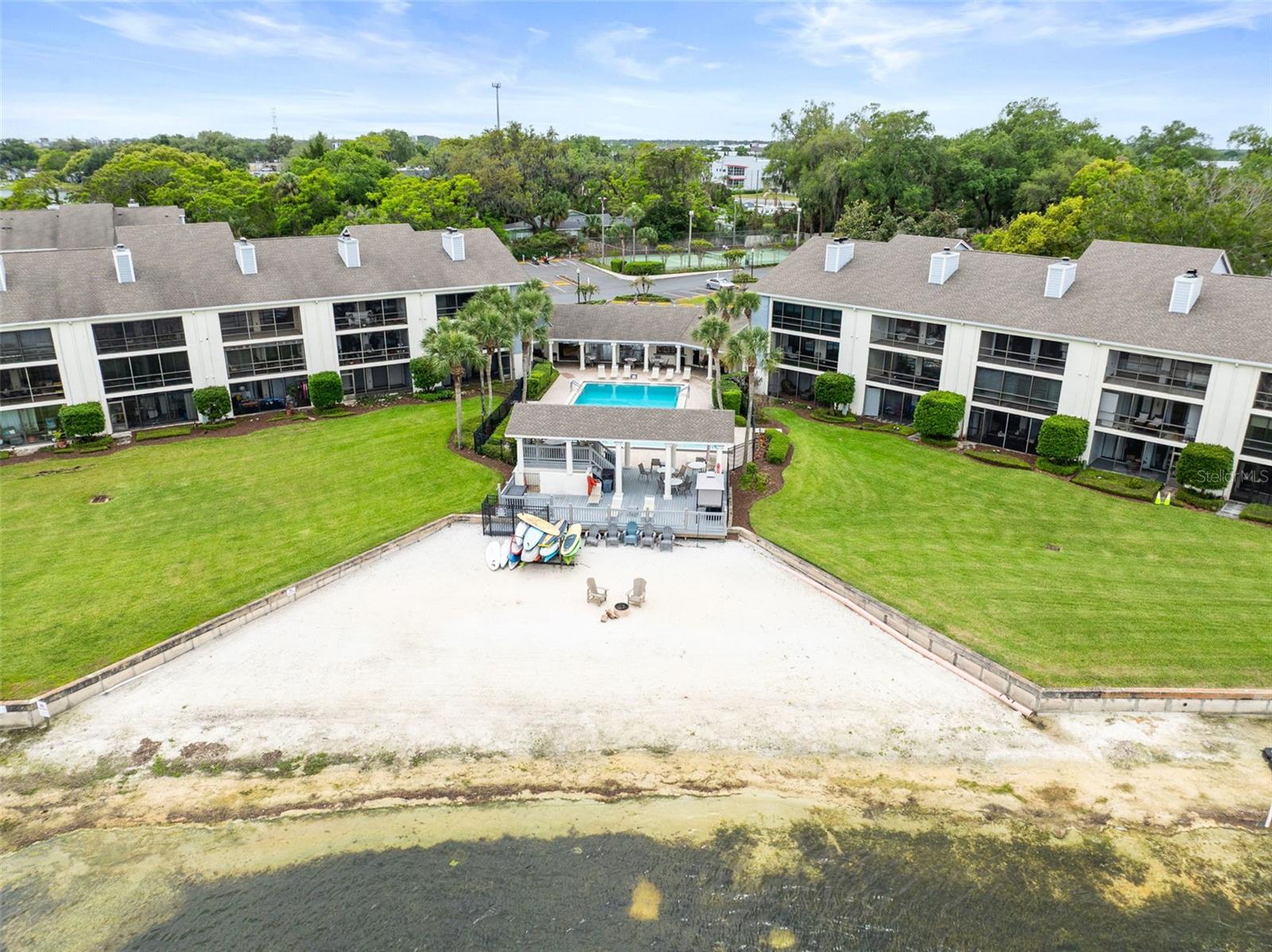 FAIRVIEW VISTA CONDO PH 03 - Residential