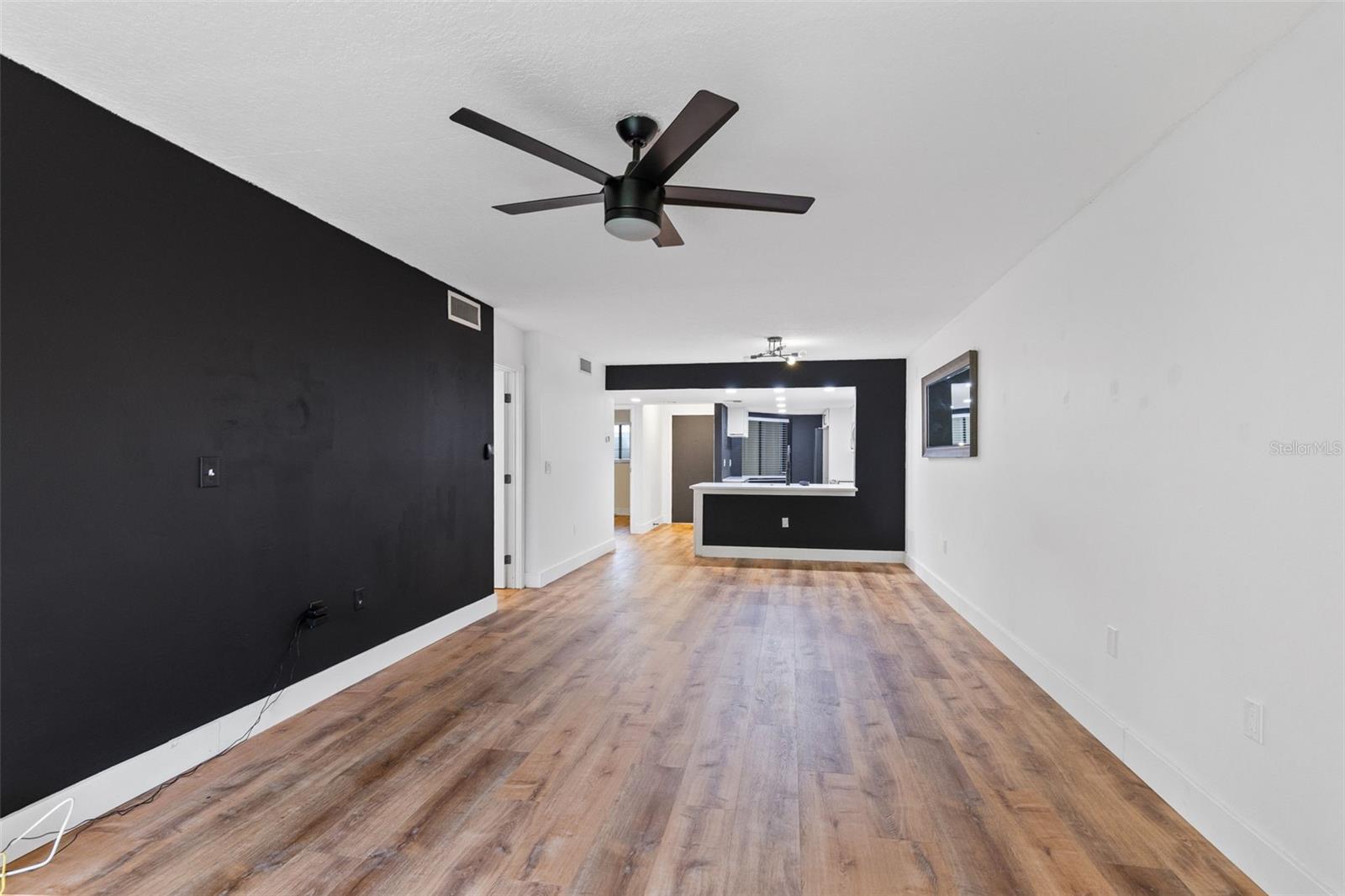 FAIRVIEW VISTA CONDO PH 03 - Residential