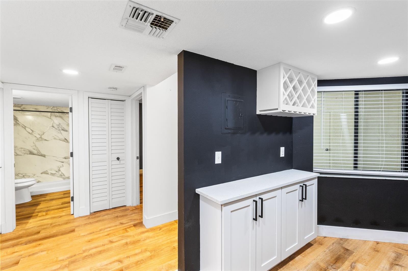 FAIRVIEW VISTA CONDO PH 03 - Residential