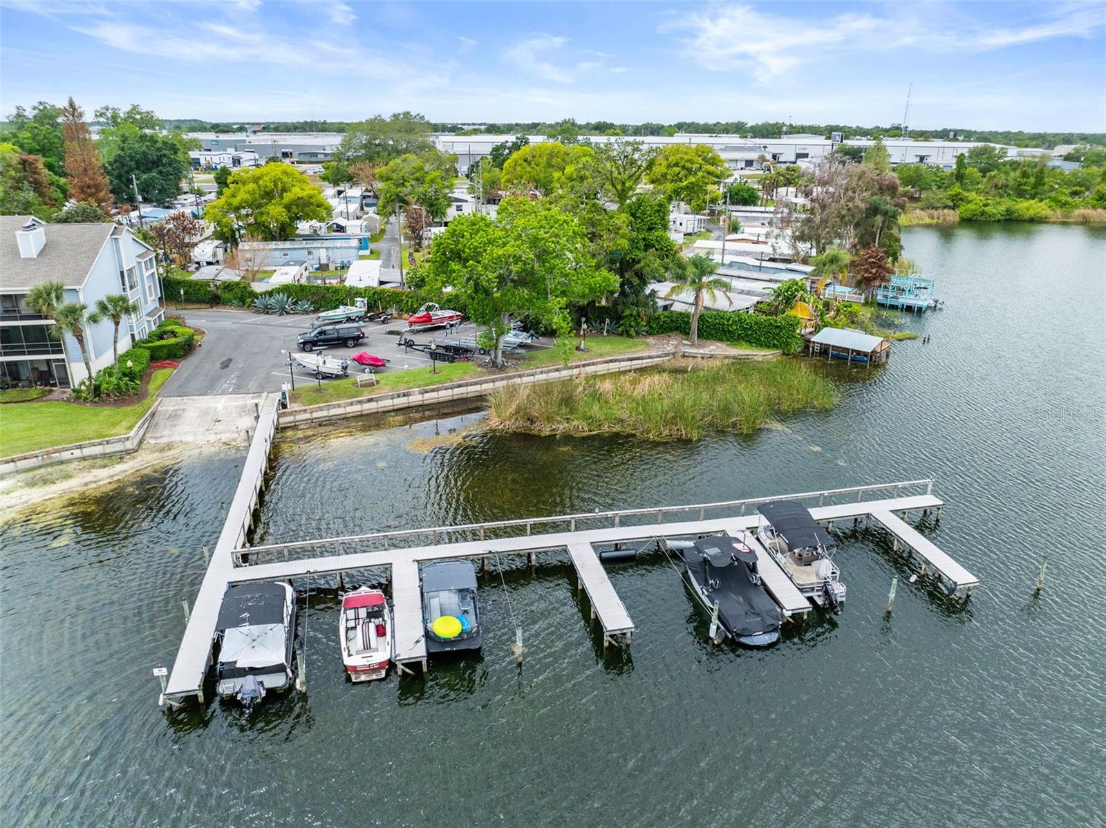 FAIRVIEW VISTA CONDO PH 03 - Residential