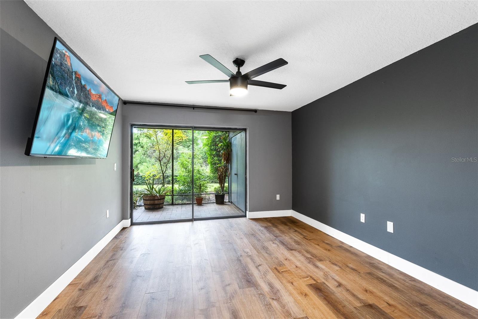 FAIRVIEW VISTA CONDO PH 03 - Residential