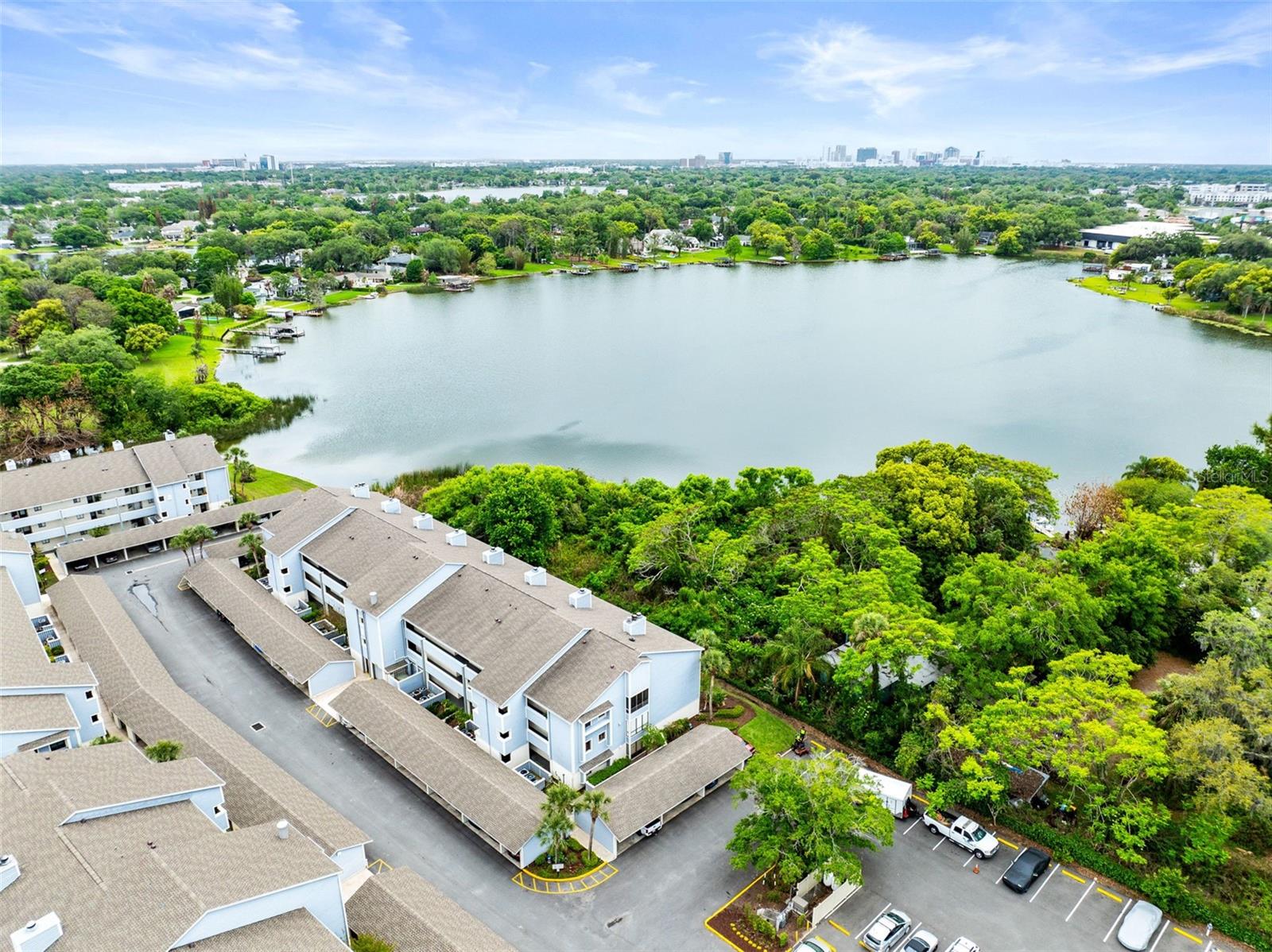 FAIRVIEW VISTA CONDO PH 03 - Residential