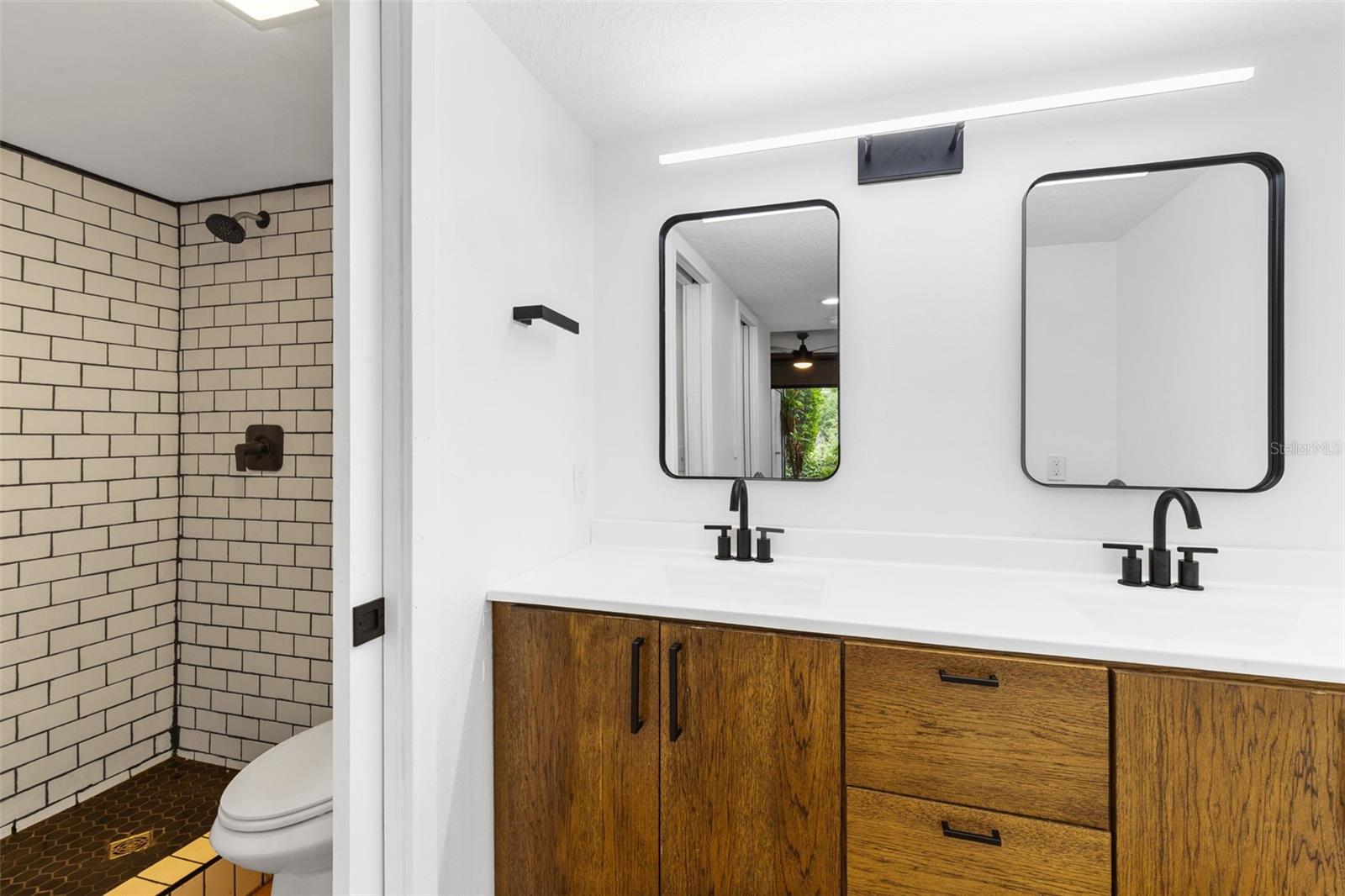 FAIRVIEW VISTA CONDO PH 03 - Residential