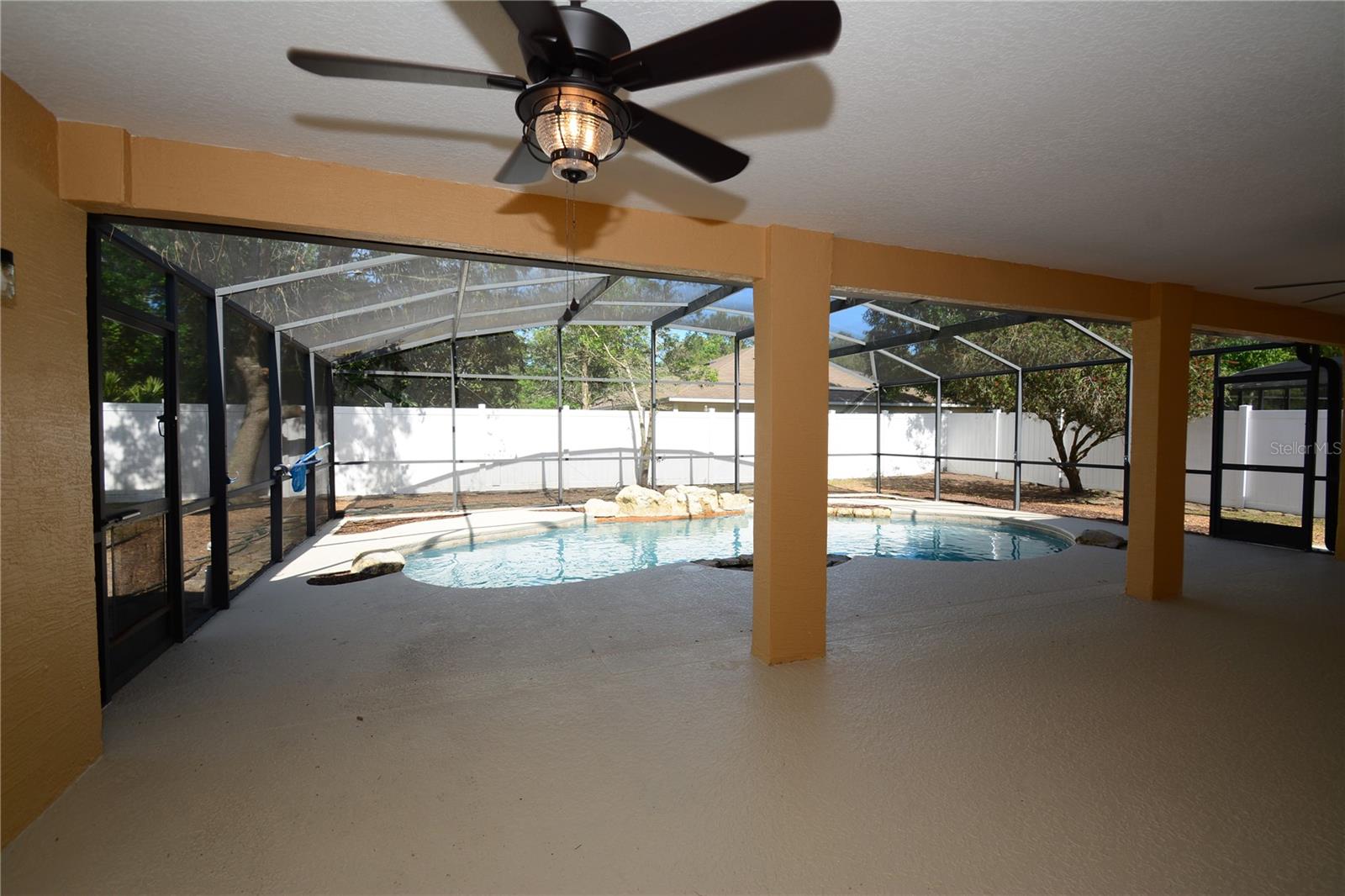 SEMINOLE WOODS - Residential Lease