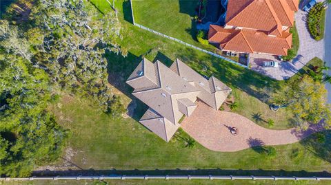 A home in LAKELAND