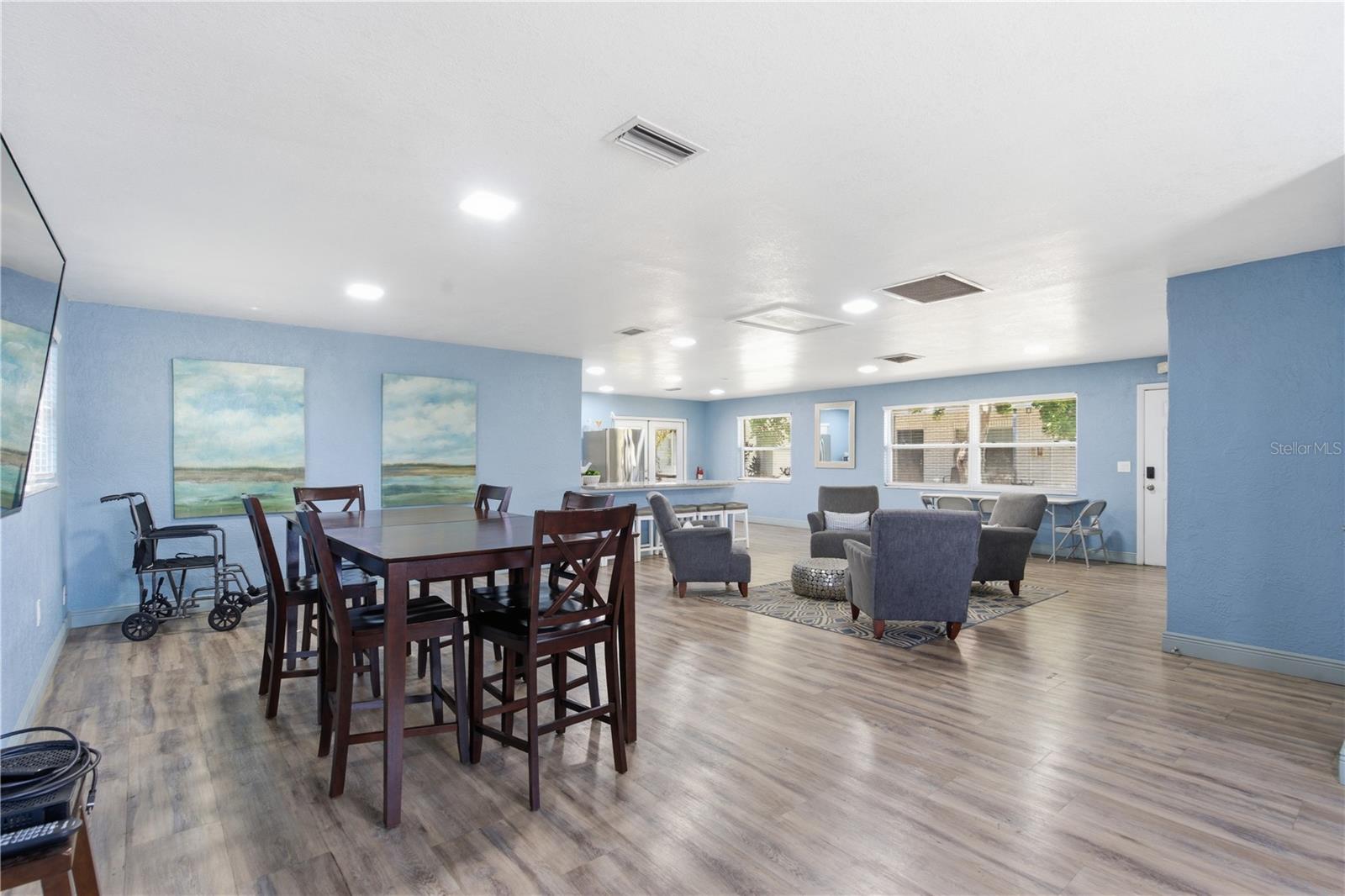 FRENCH QUARTER NORTH CONDO THE - Residential