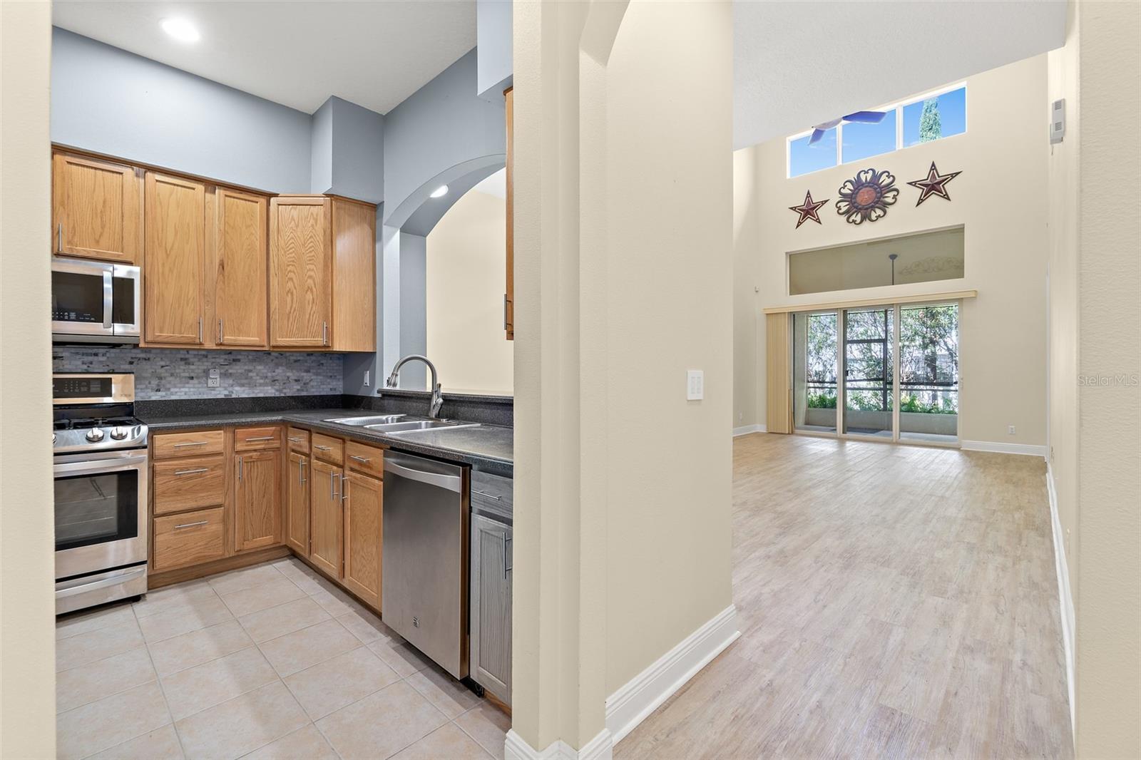 PERLAS DEL MAR CONDO UNIT 14 - Residential