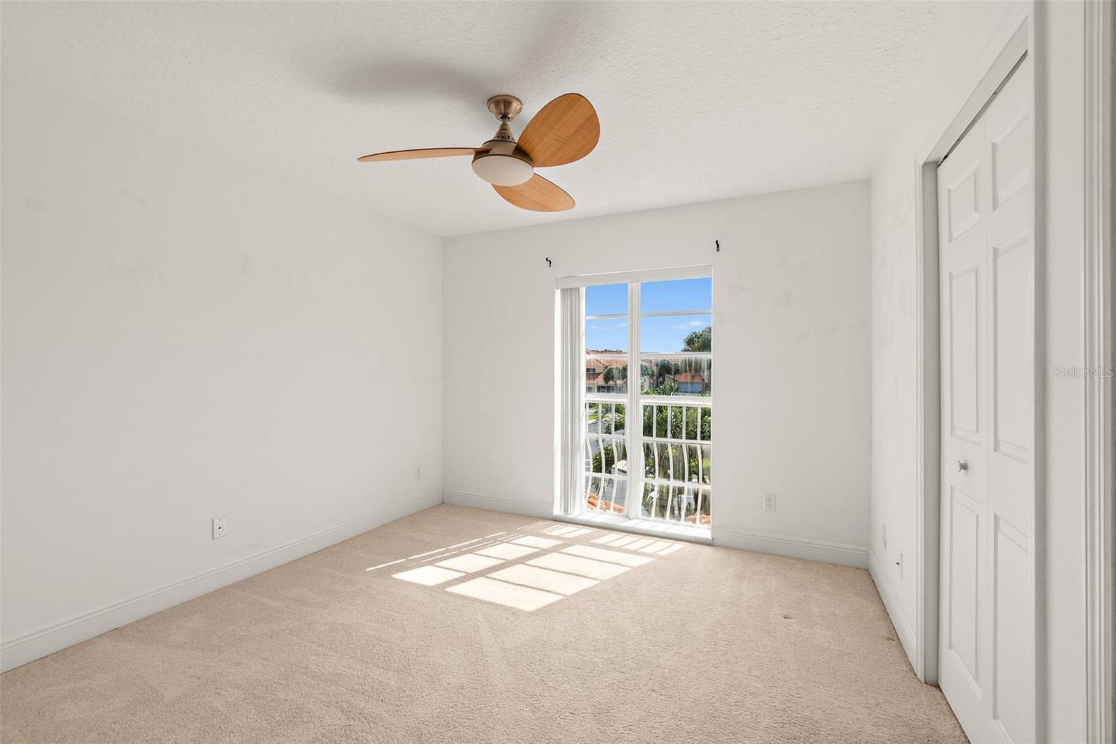 PERLAS DEL MAR CONDO UNIT 14 - Residential