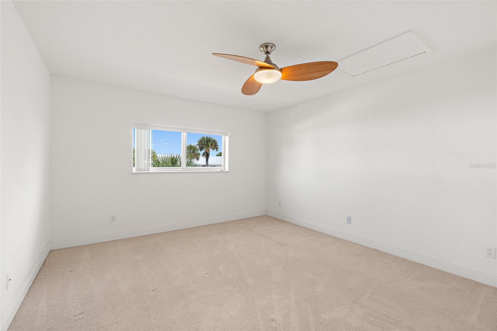 PERLAS DEL MAR CONDO UNIT 14 - Residential