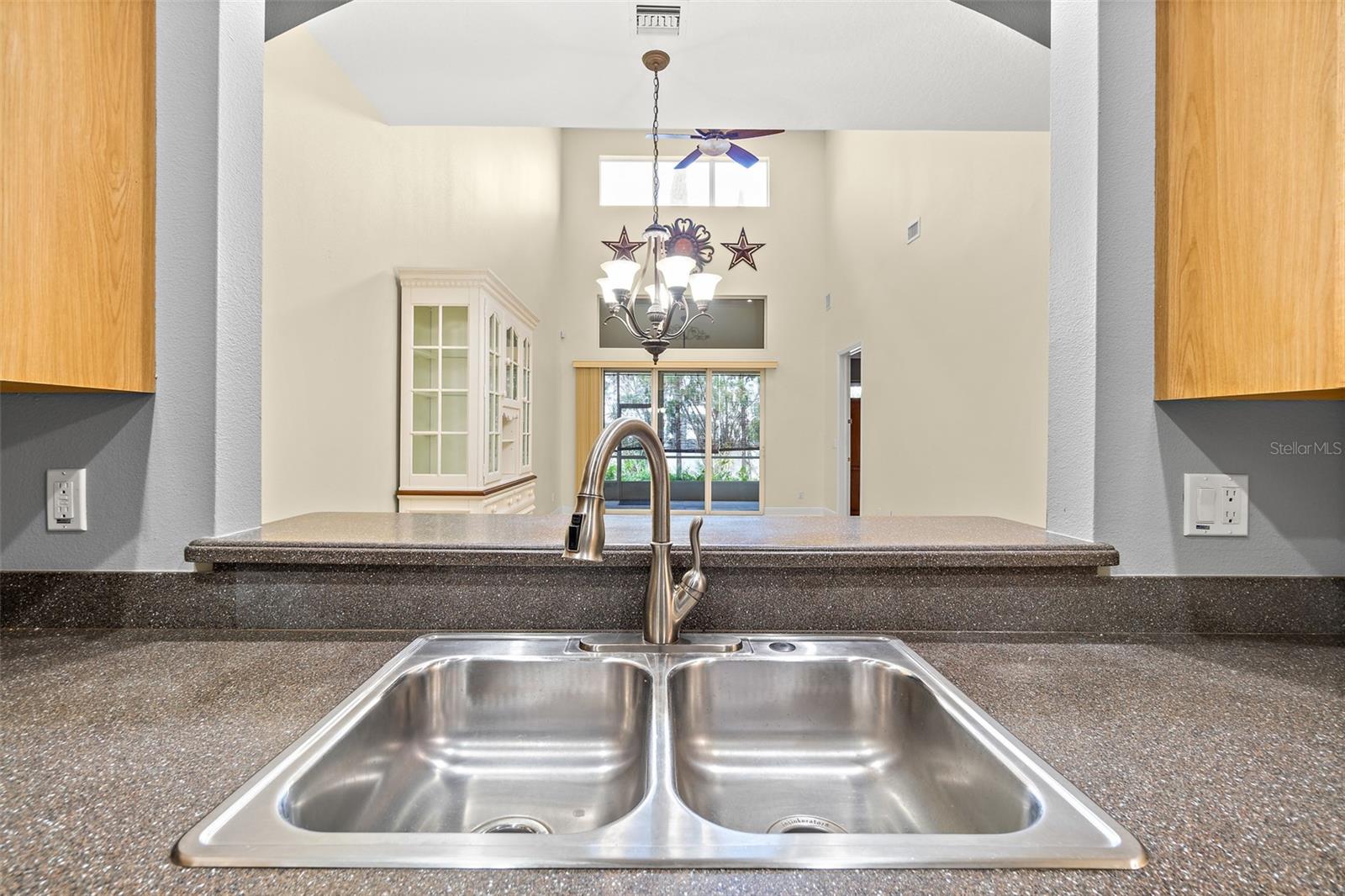 PERLAS DEL MAR CONDO UNIT 14 - Residential