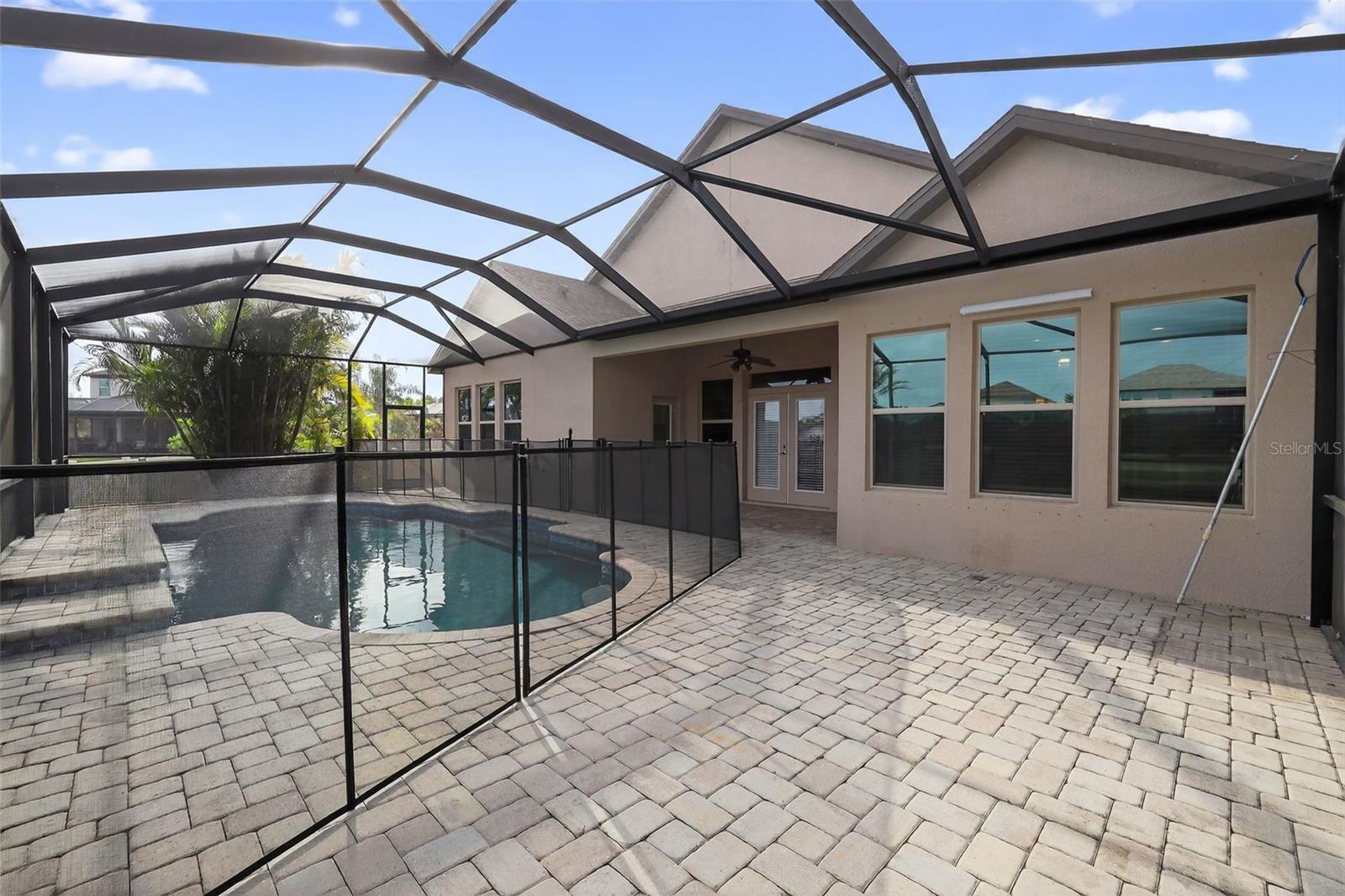 RAVEN CREST - Residential