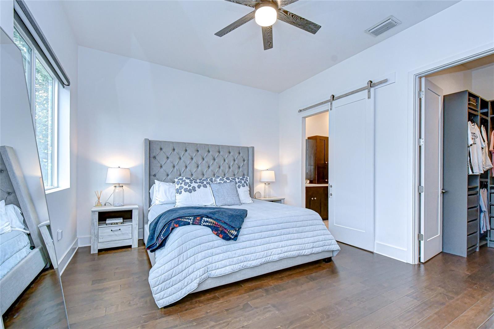 SOUTH MACDILL TWNHMS - Residential