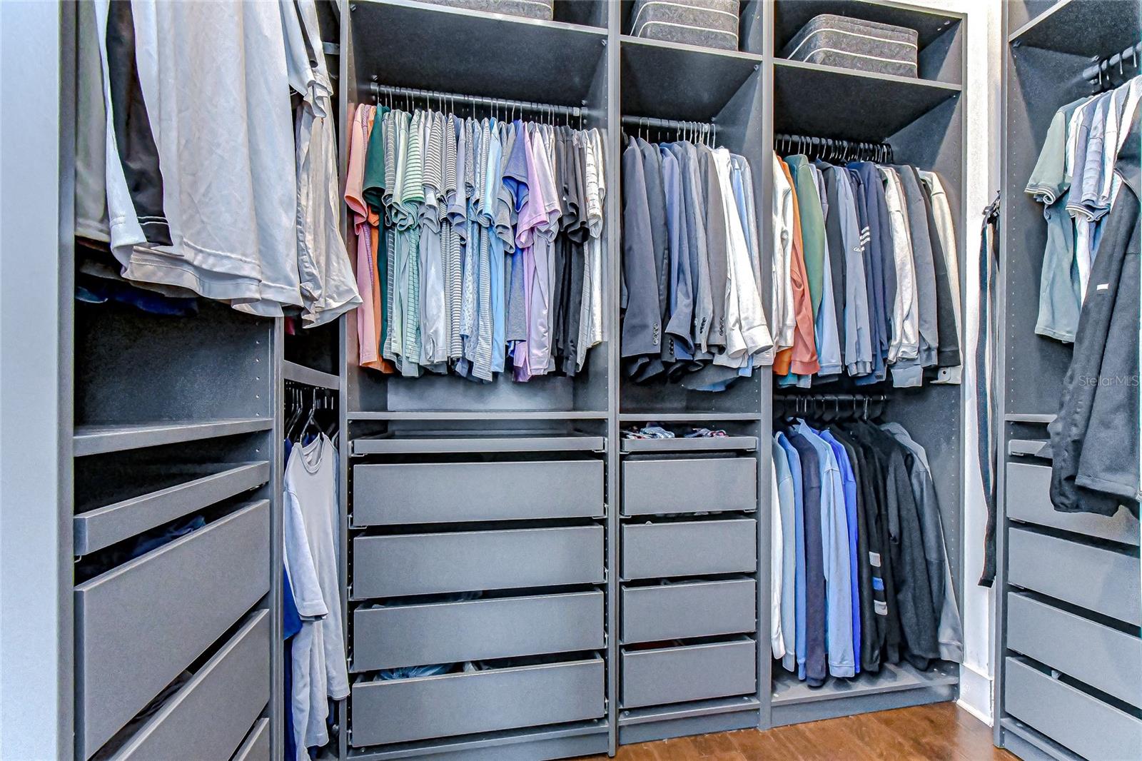 SOUTH MACDILL TWNHMS - Residential