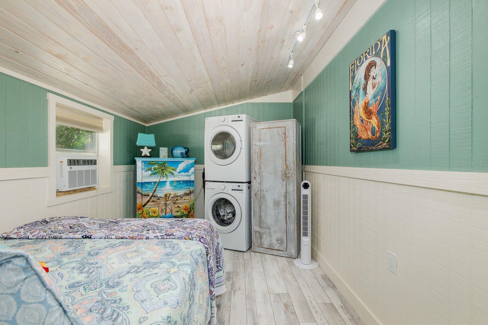 WEEKI WACHEE GARDENS - Residential