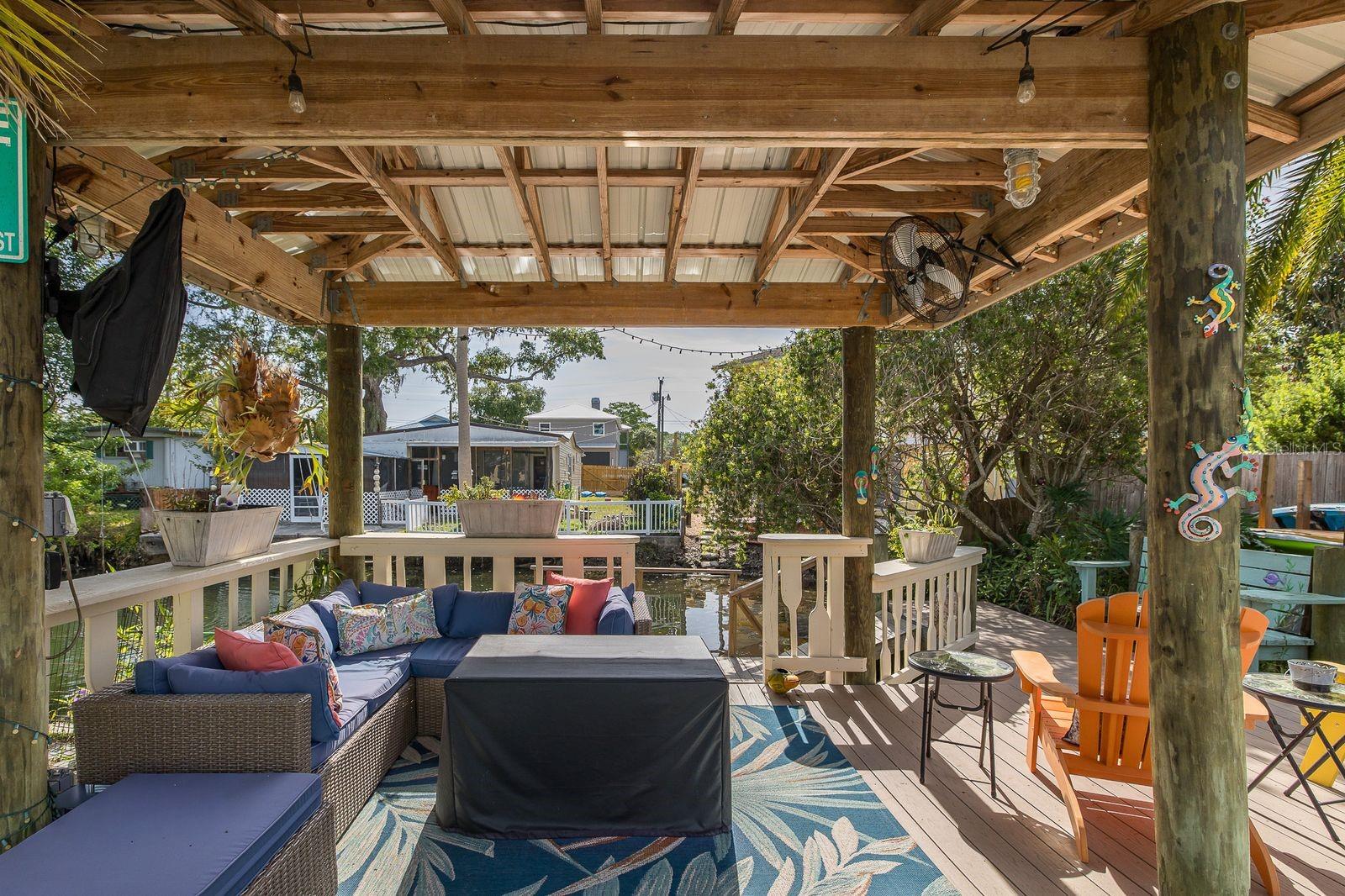 WEEKI WACHEE GARDENS - Residential
