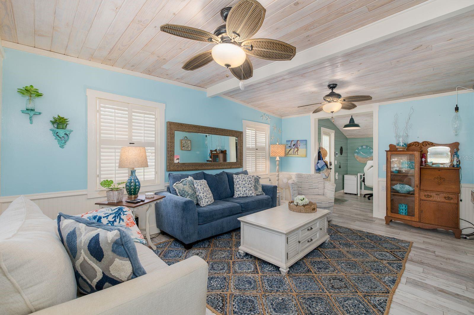 WEEKI WACHEE GARDENS - Residential