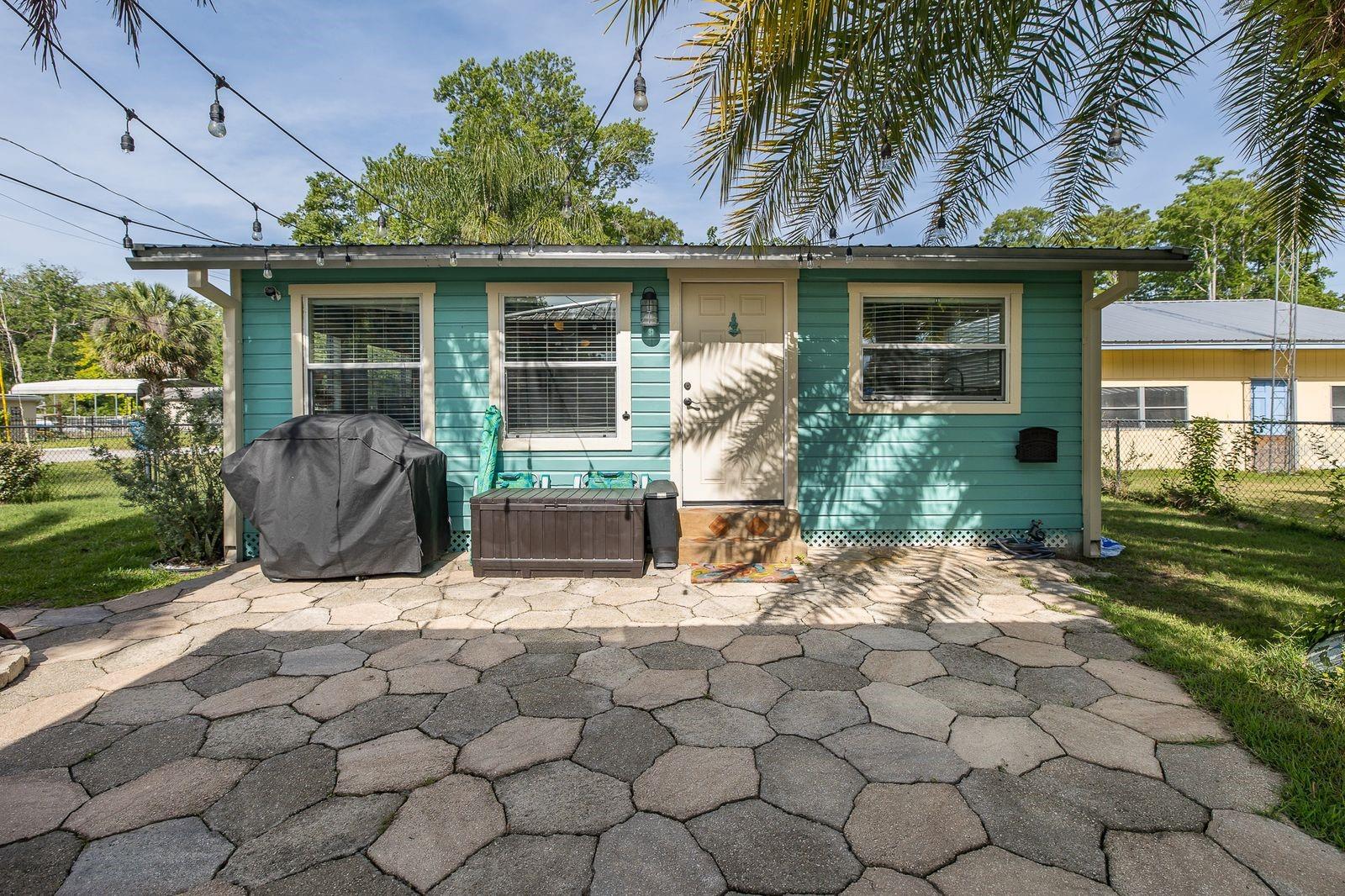 WEEKI WACHEE GARDENS - Residential
