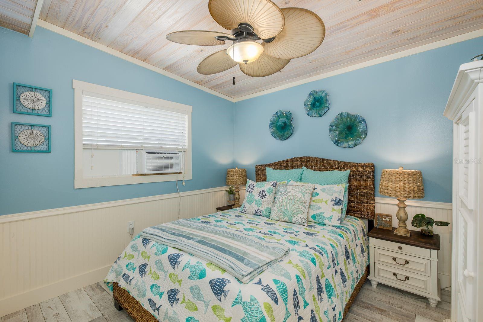 WEEKI WACHEE GARDENS - Residential