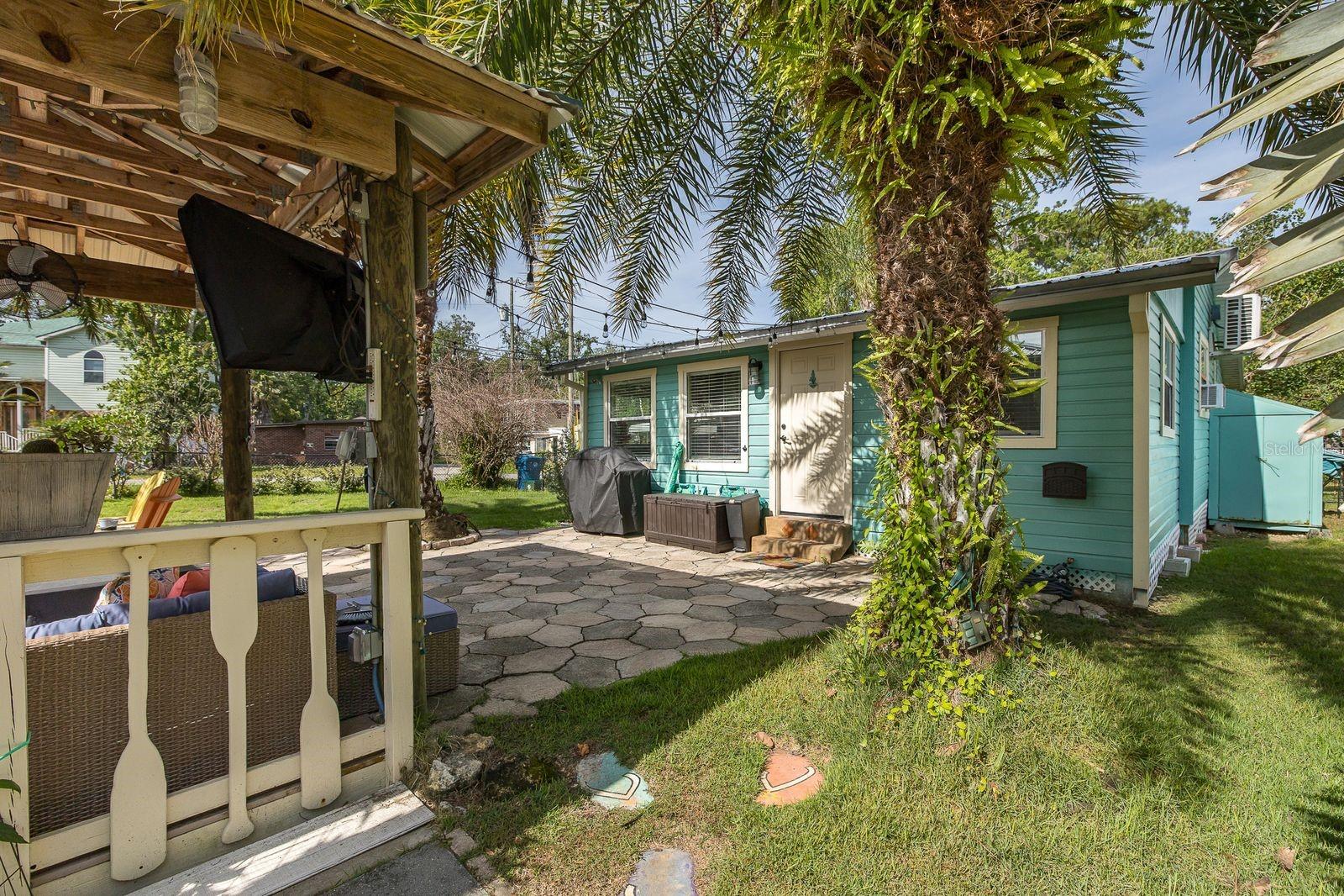 WEEKI WACHEE GARDENS - Residential