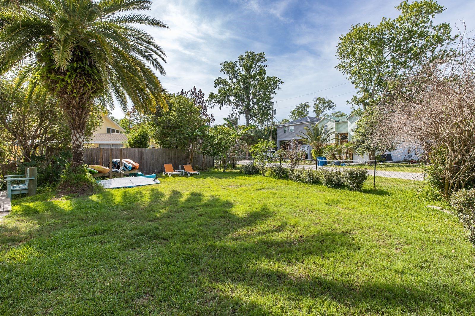 WEEKI WACHEE GARDENS - Residential