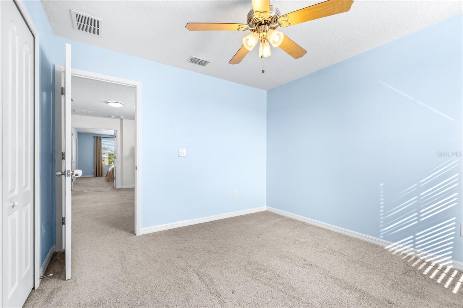 SUNSHINE VILLAGE PH 1A-1/1 - Residential