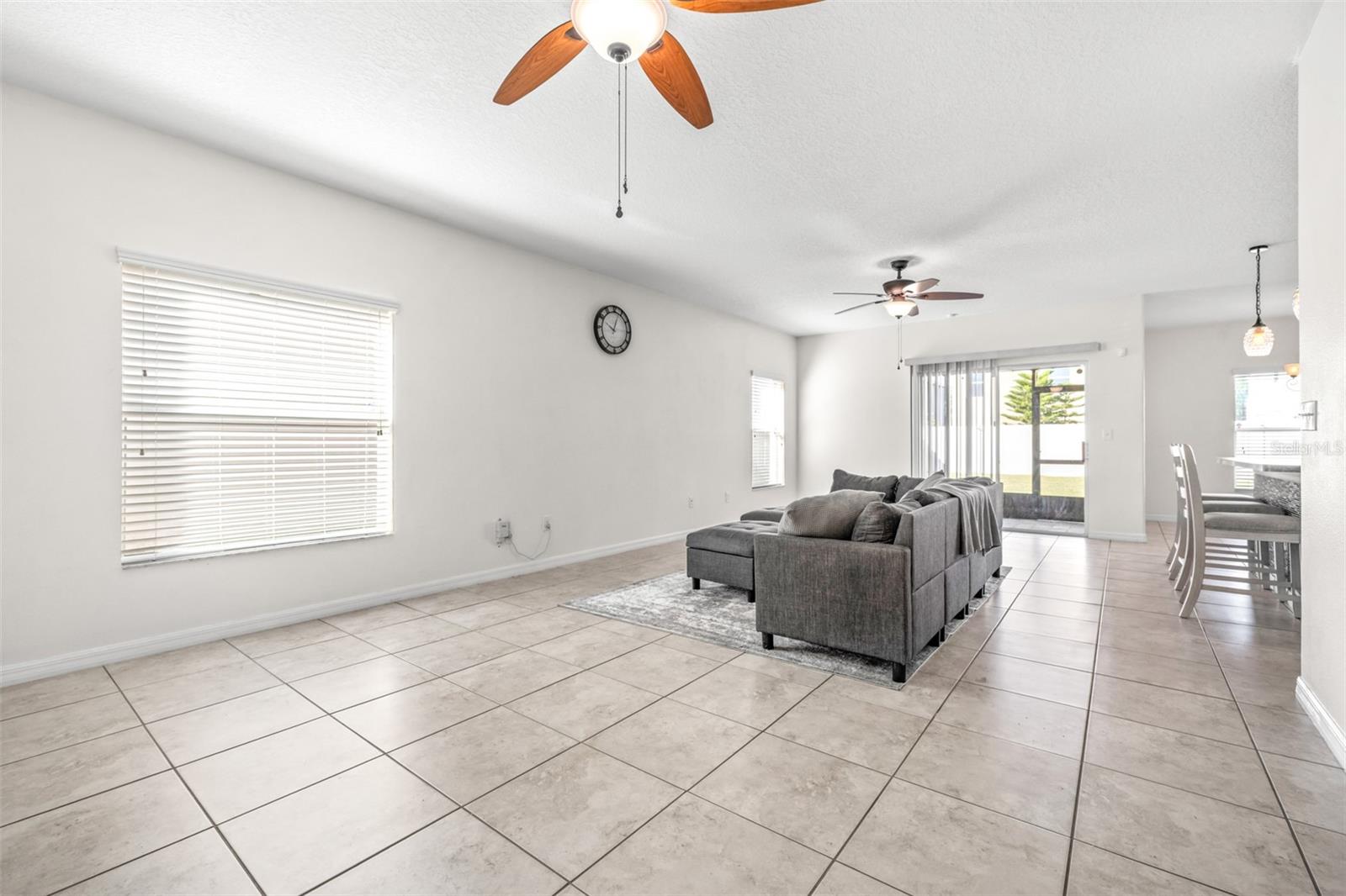 SUNSHINE VILLAGE PH 1A-1/1 - Residential