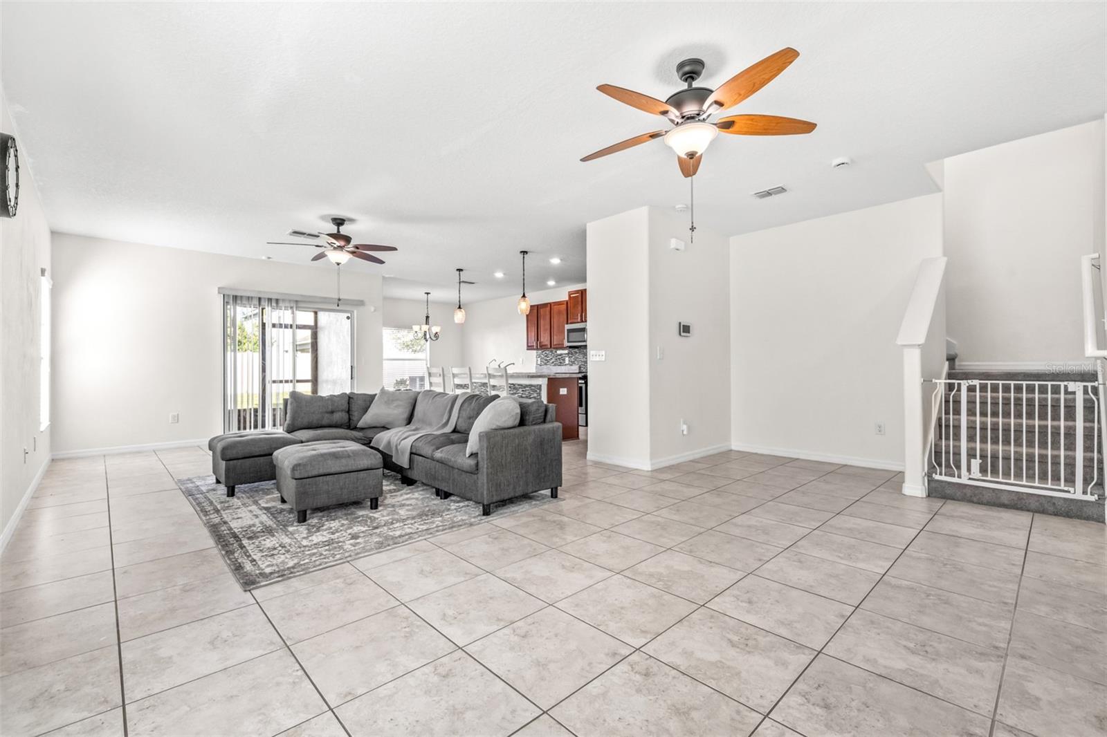 SUNSHINE VILLAGE PH 1A-1/1 - Residential